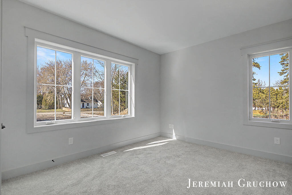 2160 Engleside Drive SE Grand Rapids MI 49546