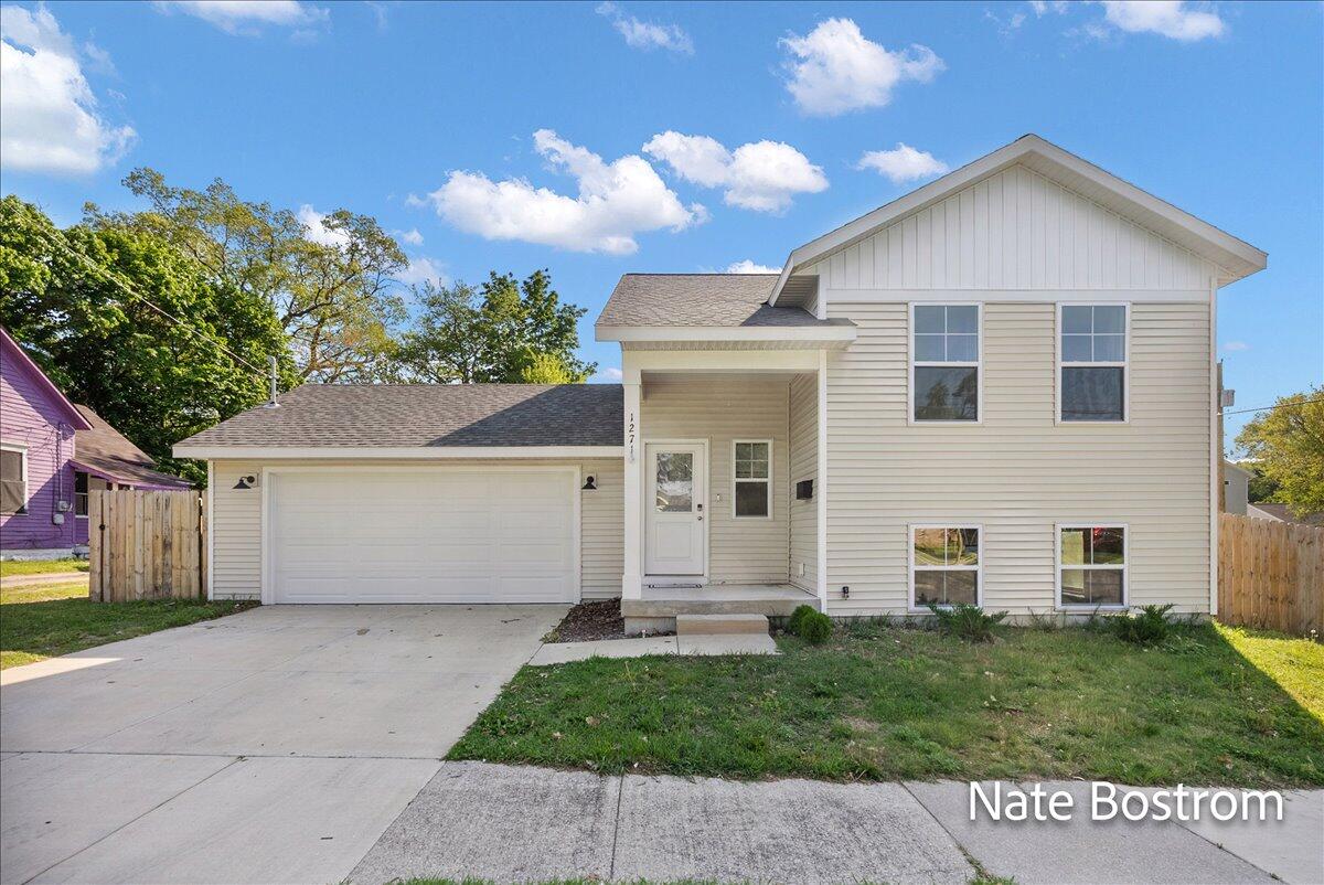 1271 Spring Street Muskegon MI 49442