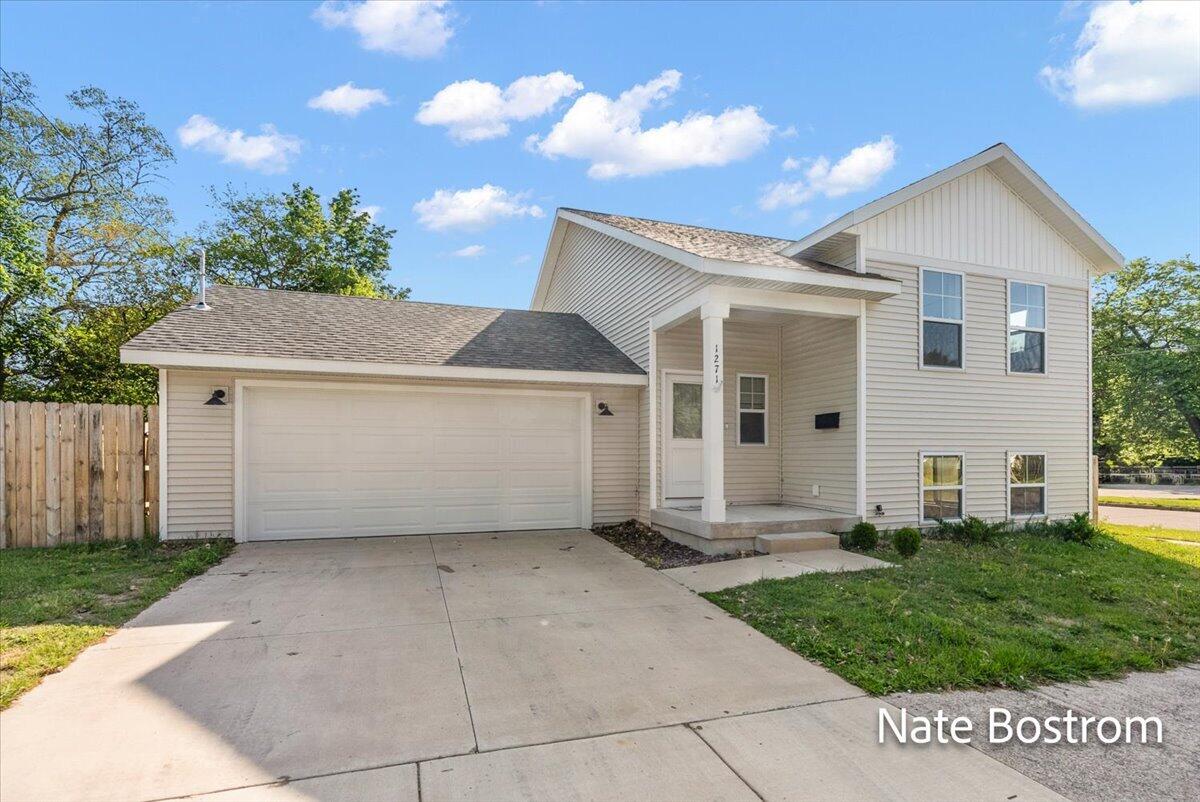 1271 Spring Street Muskegon MI 49442
