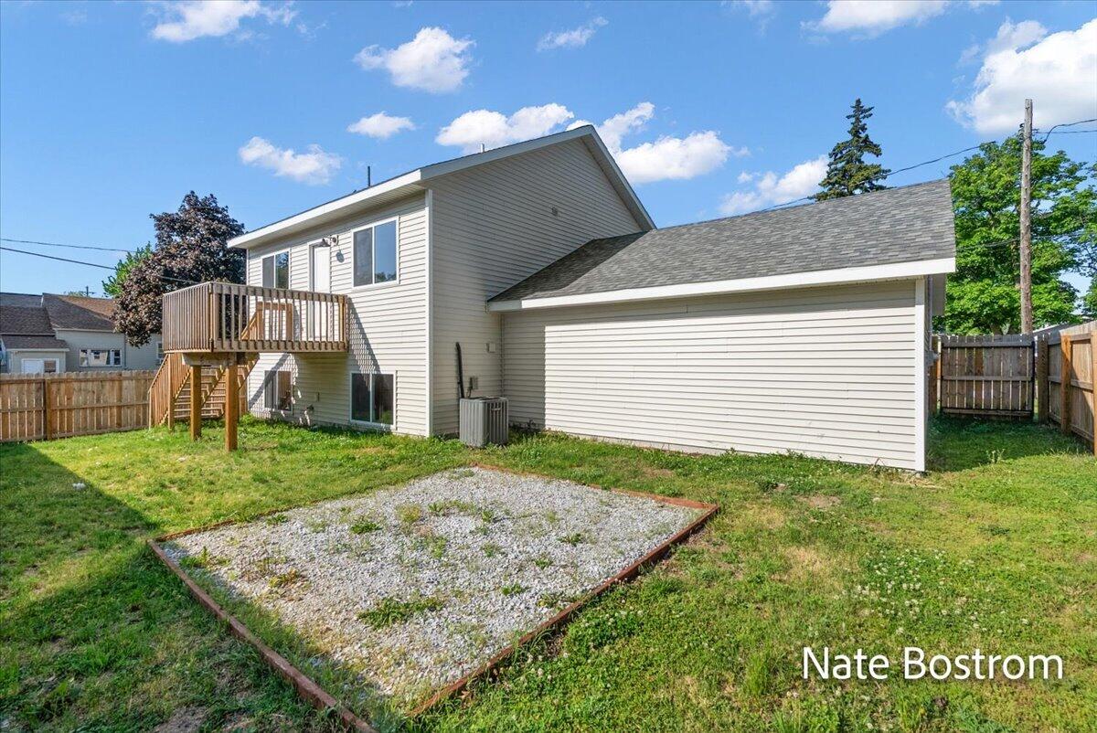 1271 Spring Street Muskegon MI 49442