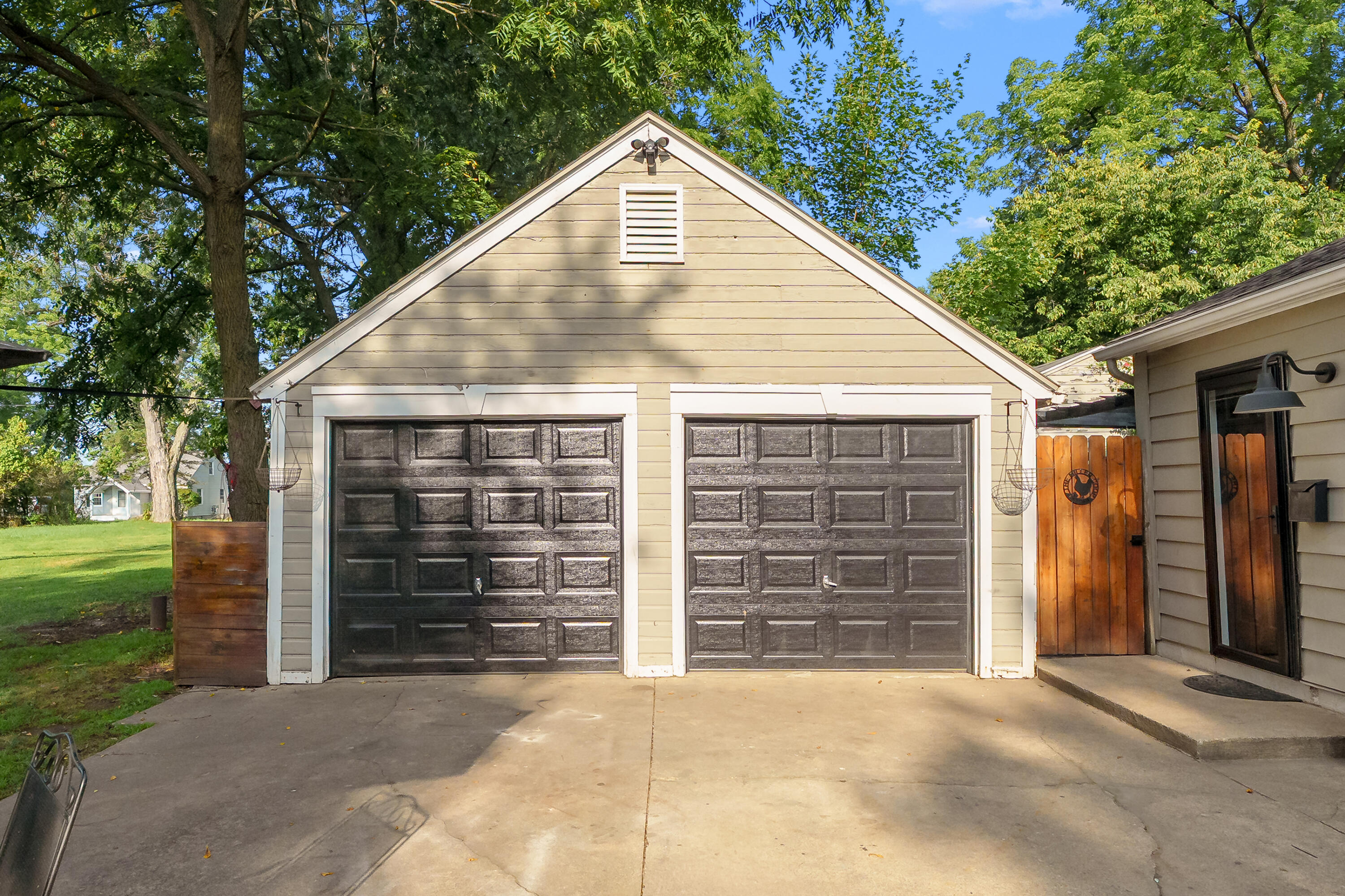 1719 Alamo Avenue Kalamazoo MI 49006
