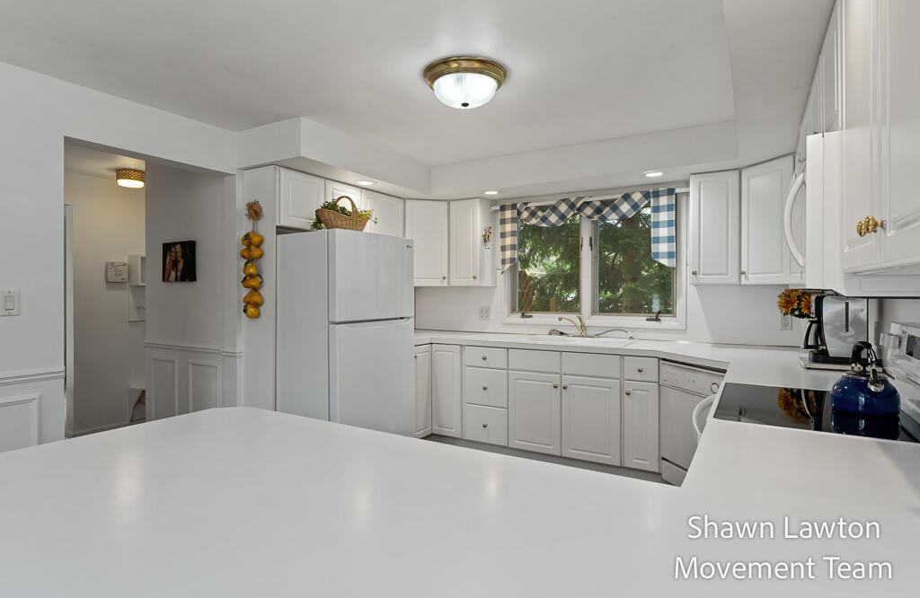 1833 Bonneville Drive Muskegon MI 49441