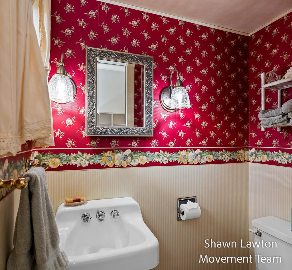 1833 Bonneville Drive Muskegon MI 49441