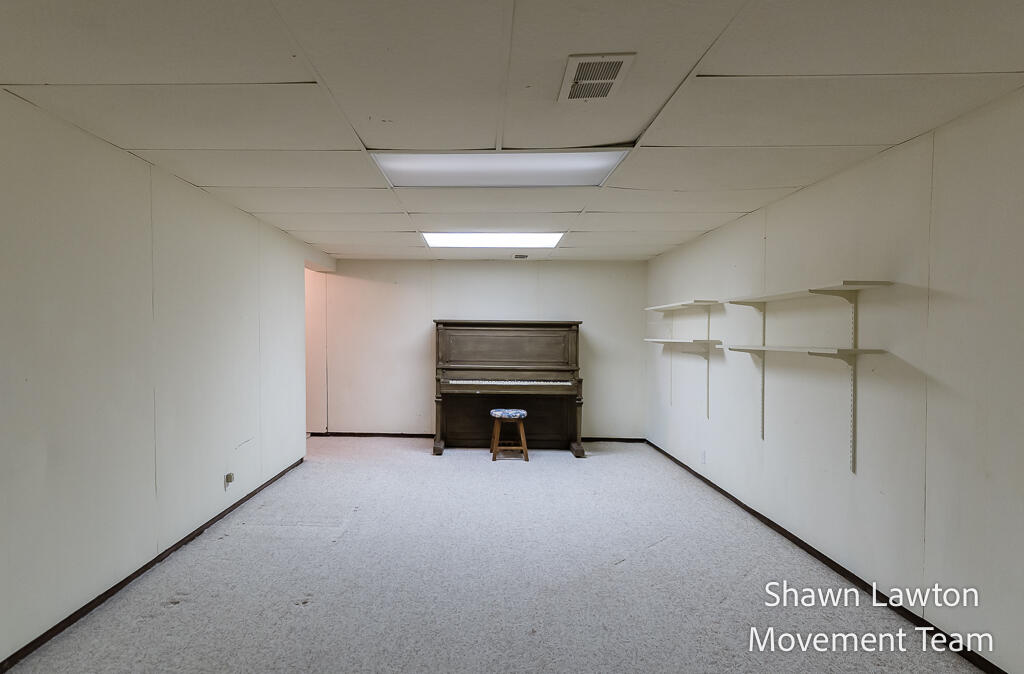 1833 Bonneville Drive Muskegon MI 49441