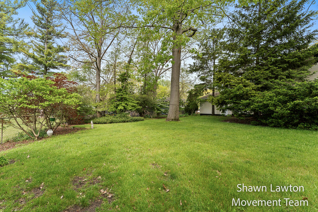 1833 Bonneville Drive Muskegon MI 49441