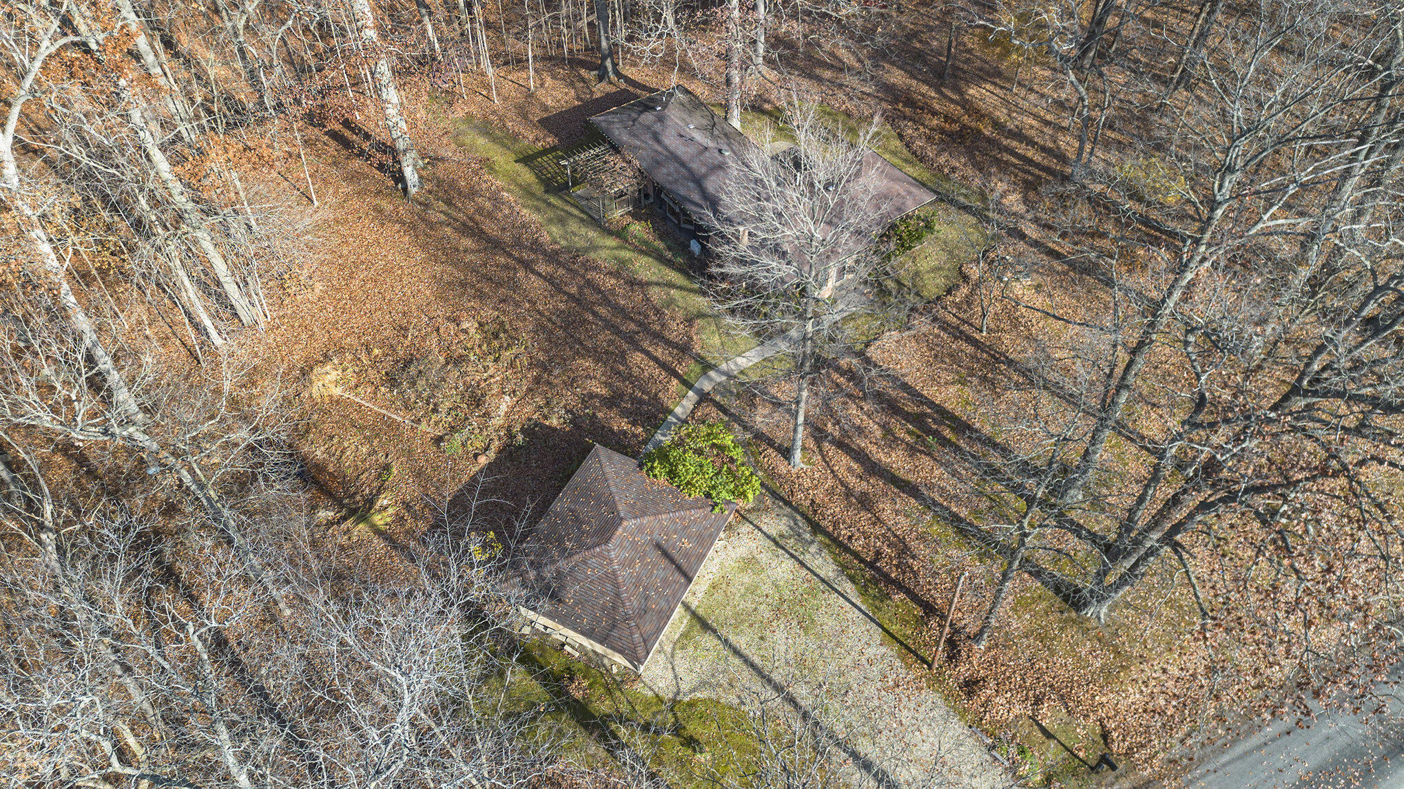 6629 W East Road Three Oaks MI 49128