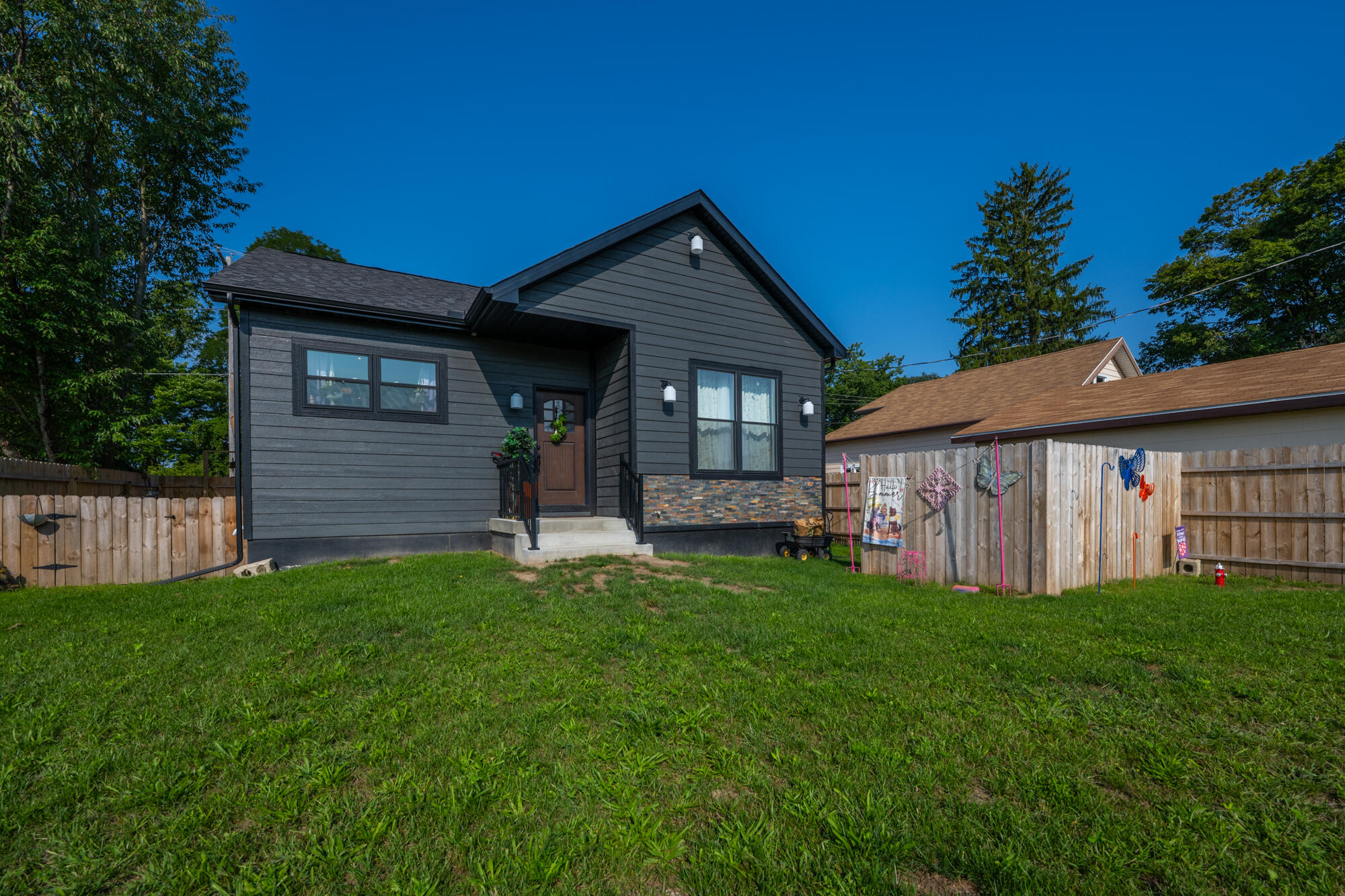 4617 N Coloma Road Coloma MI 49038