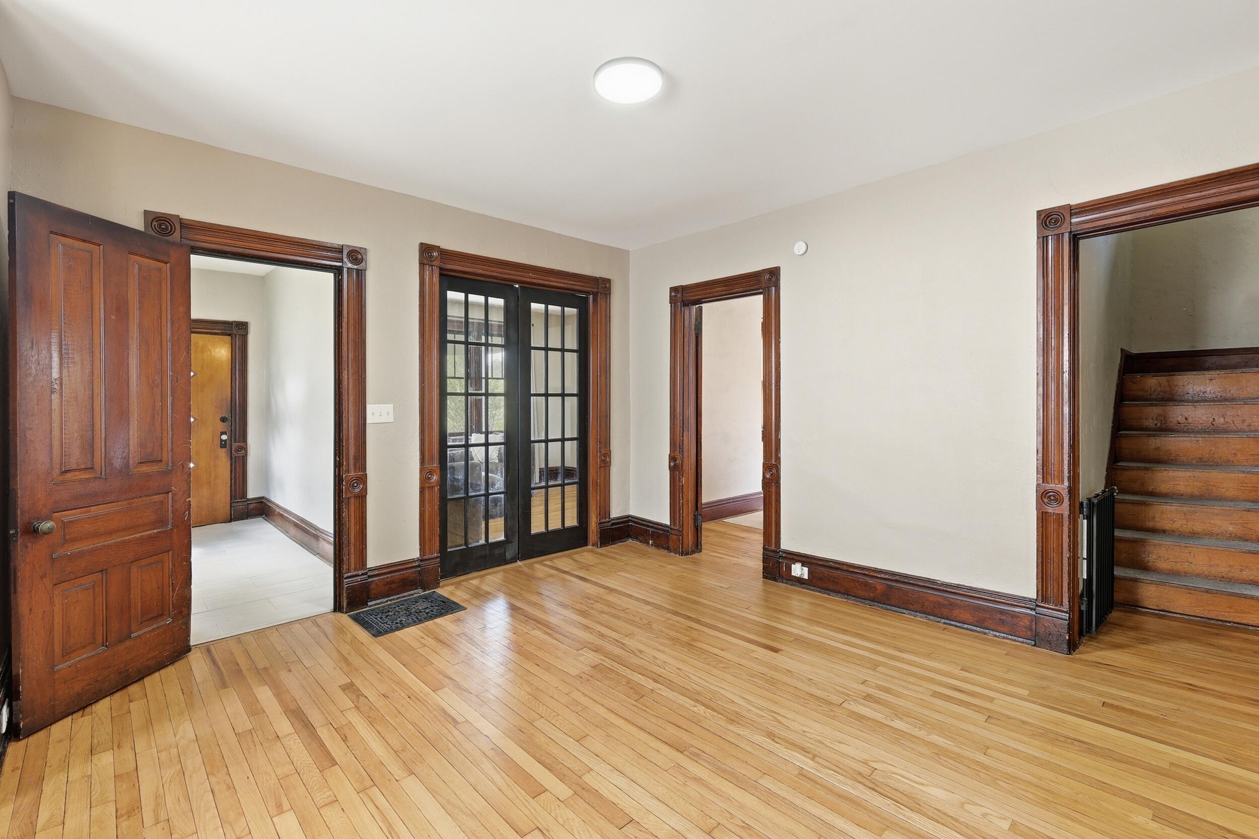 1009 2nd Street NW Grand Rapids MI 49504