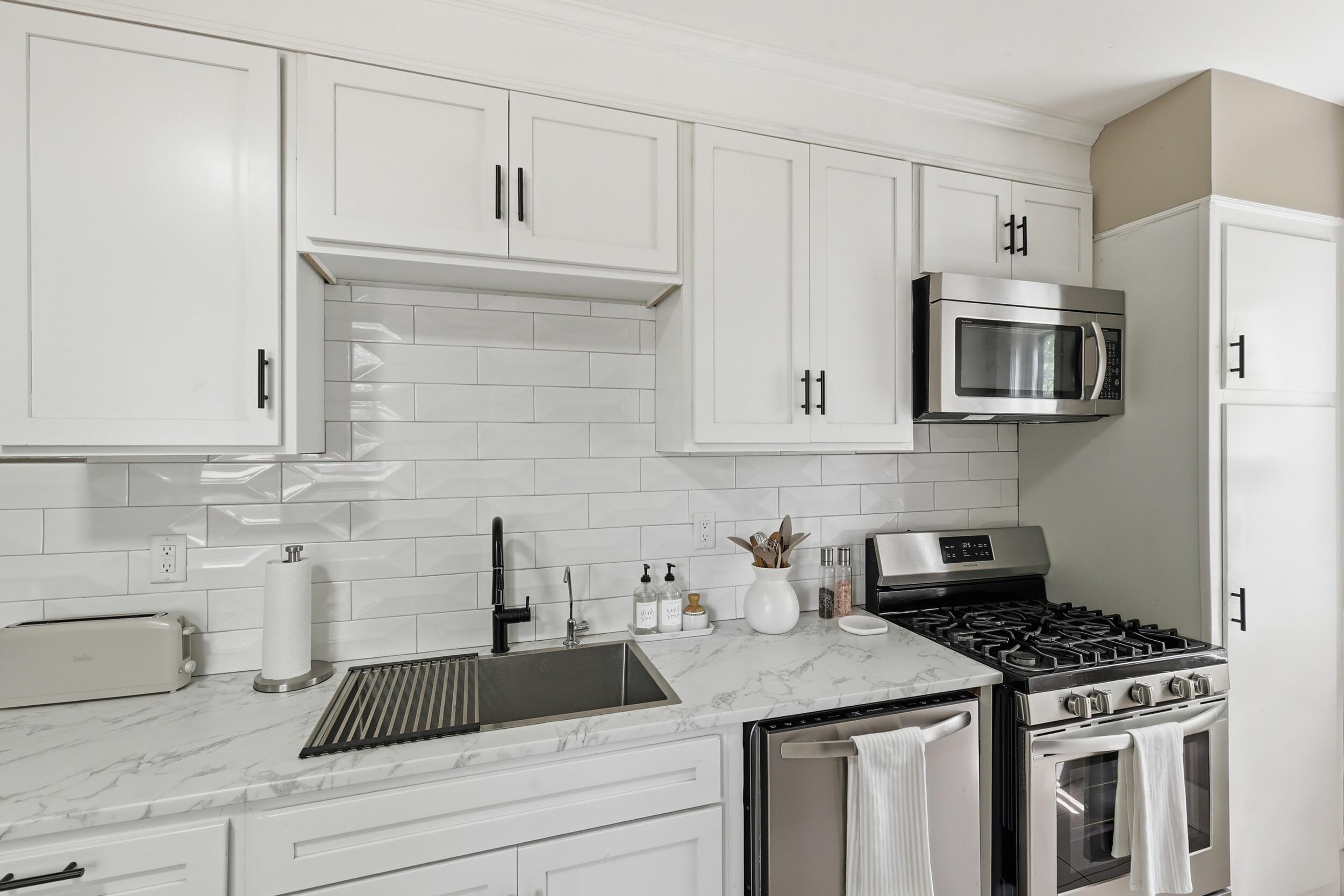 1009 2nd Street NW Grand Rapids MI 49504
