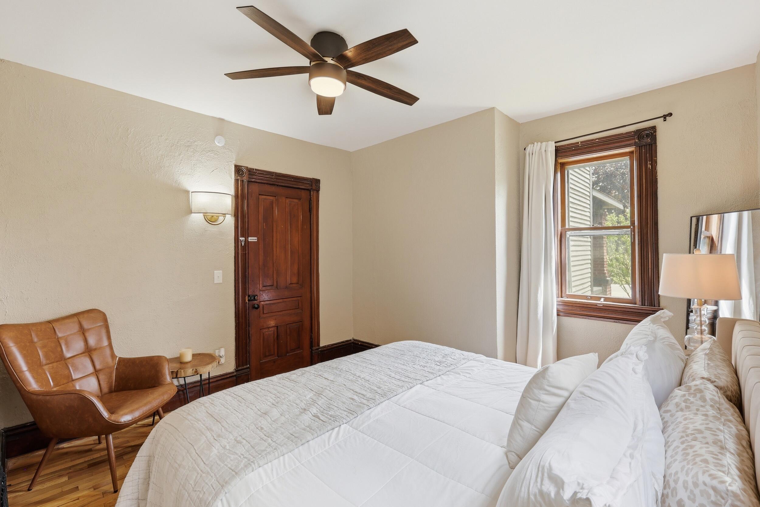 1009 2nd Street NW Grand Rapids MI 49504
