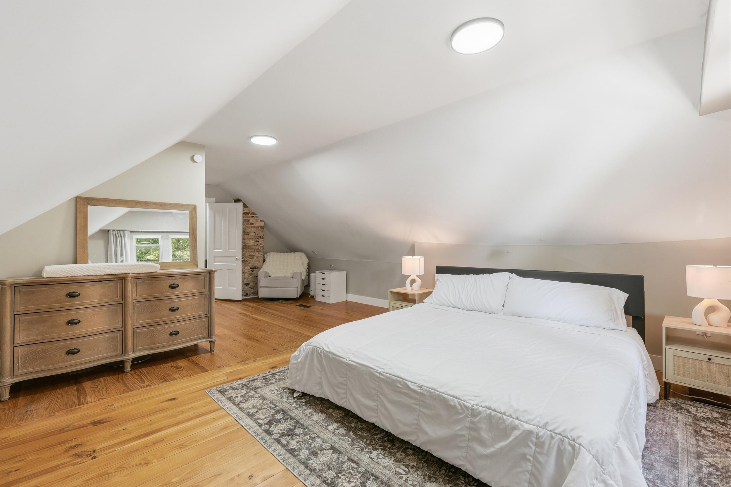 1009 2nd Street NW Grand Rapids MI 49504