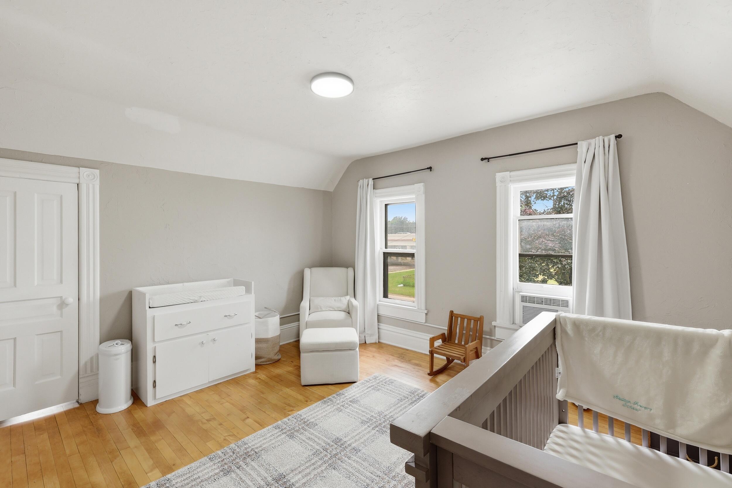 1009 2nd Street NW Grand Rapids MI 49504