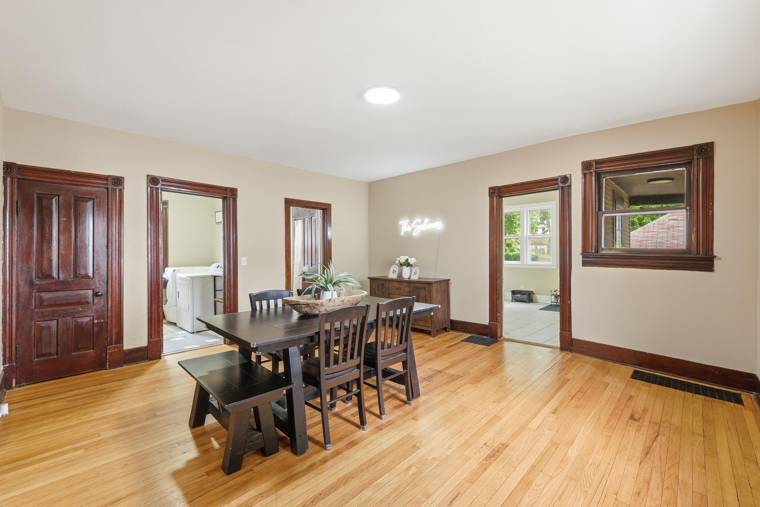 1009 2nd Street NW Grand Rapids MI 49504