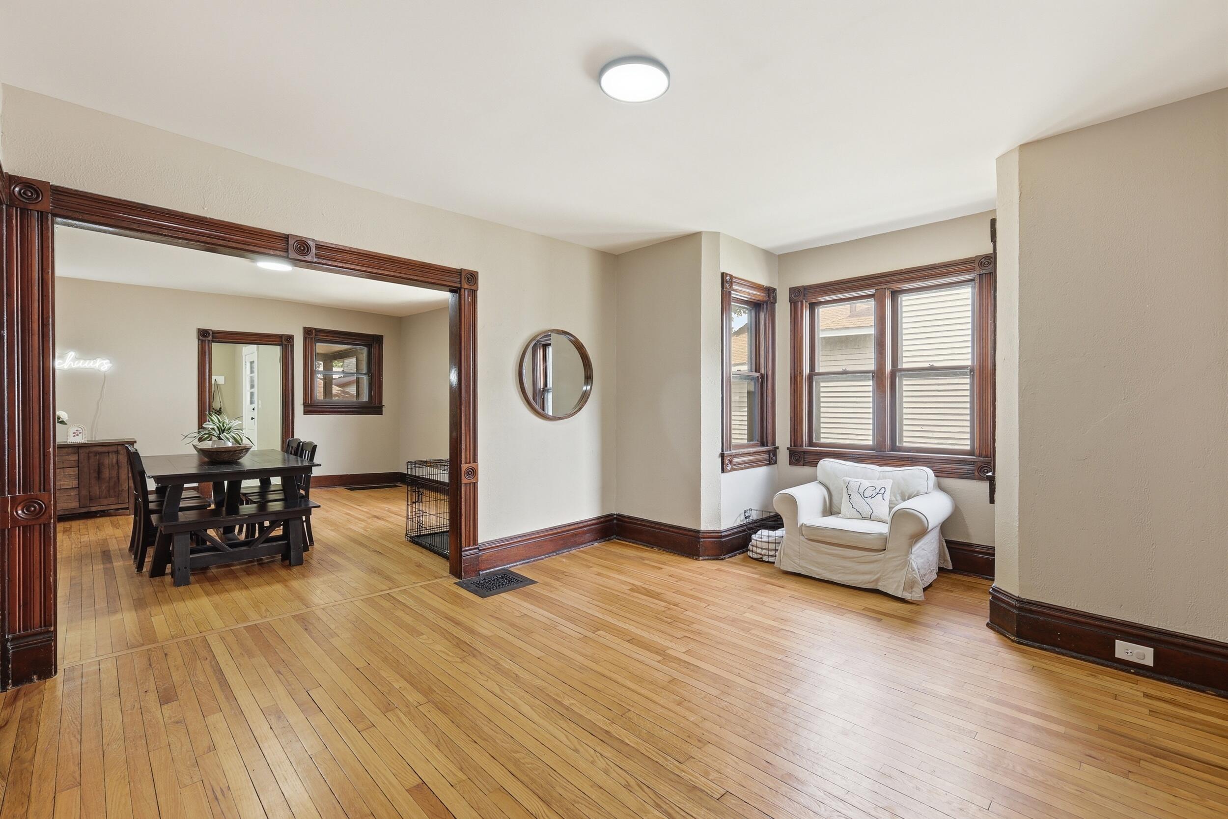 1009 2nd Street NW Grand Rapids MI 49504
