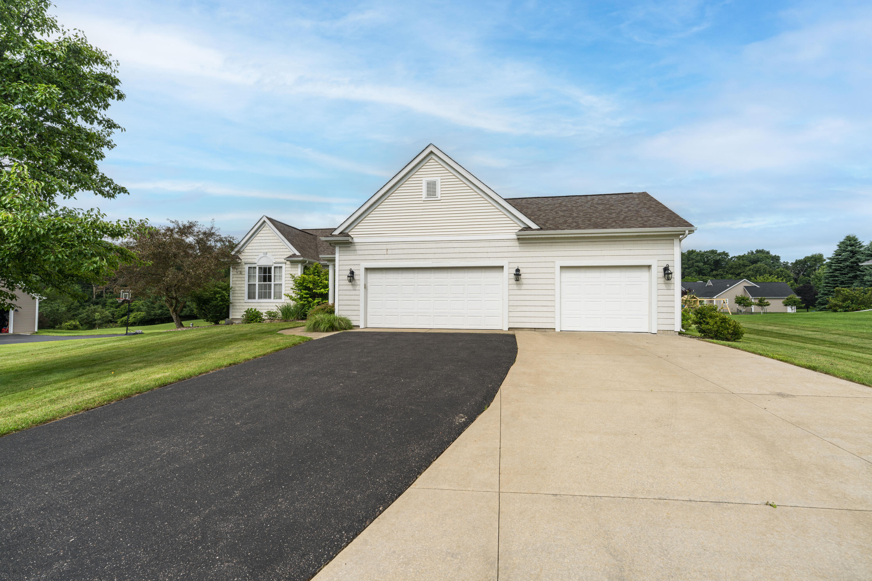 7597 Prairie Crossing Lane Kalamazoo MI 49004