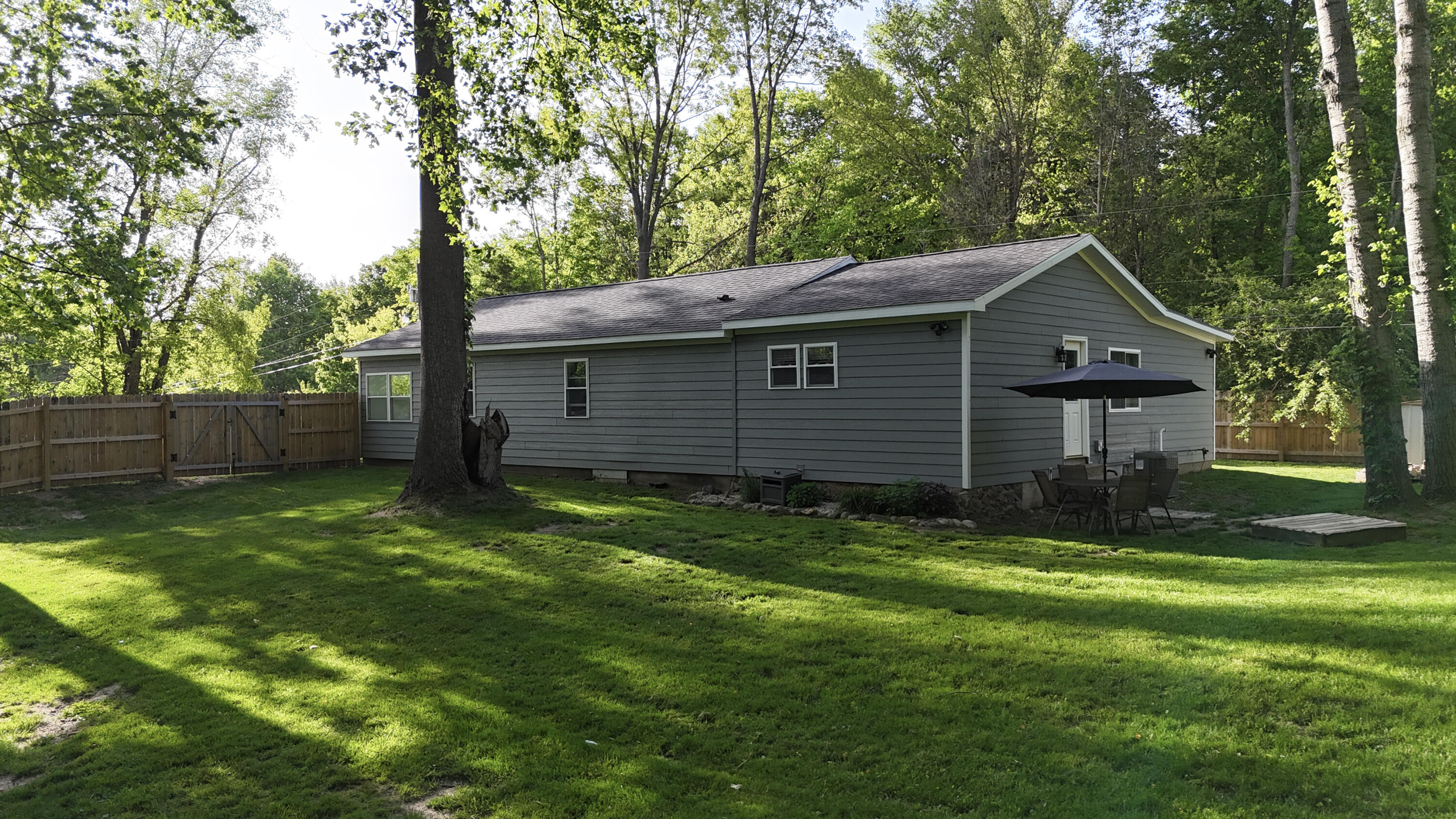 17259 Paradise Lake Road Vandalia MI 49095