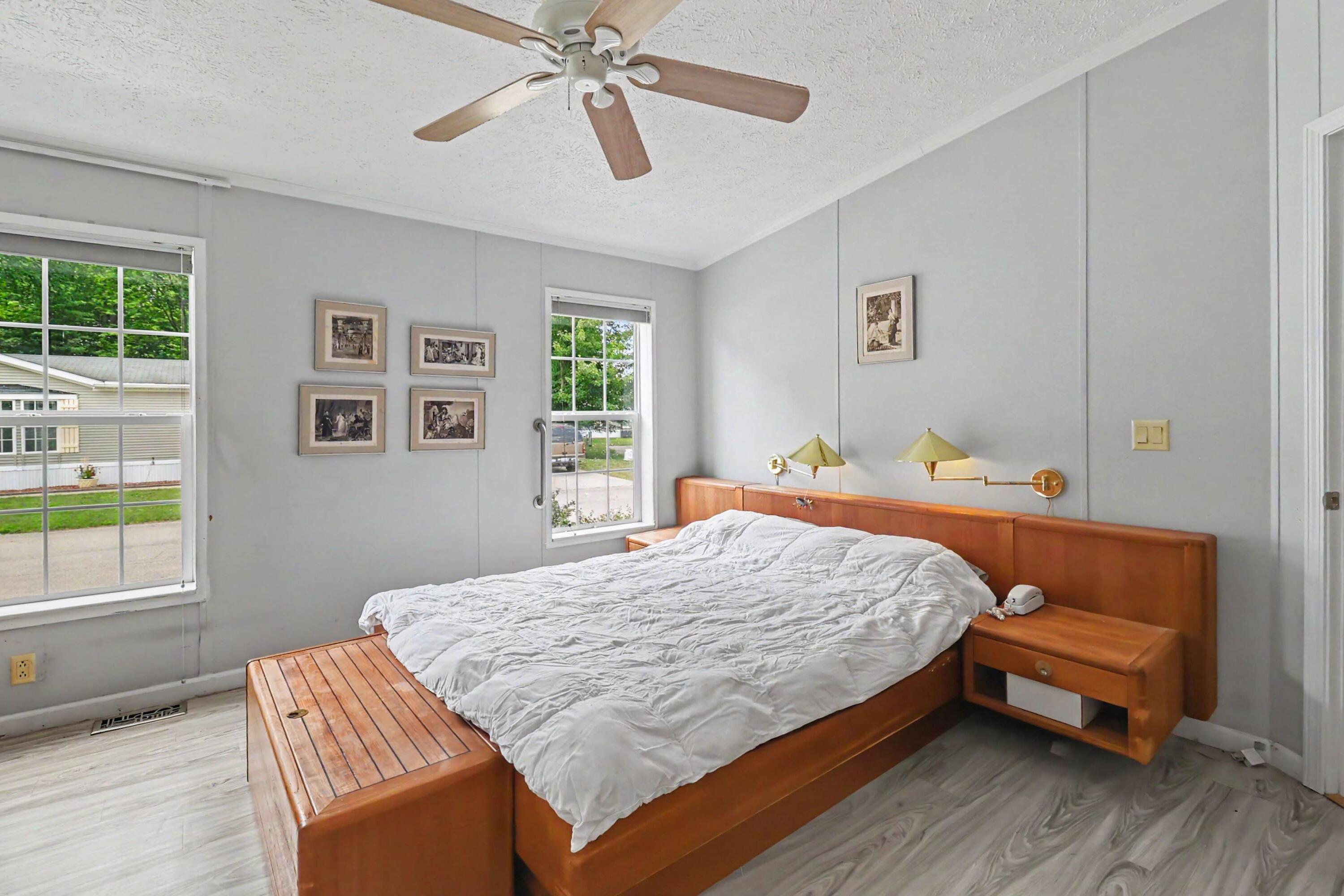 3773 W Forest Hill Circle Ludington MI 49431