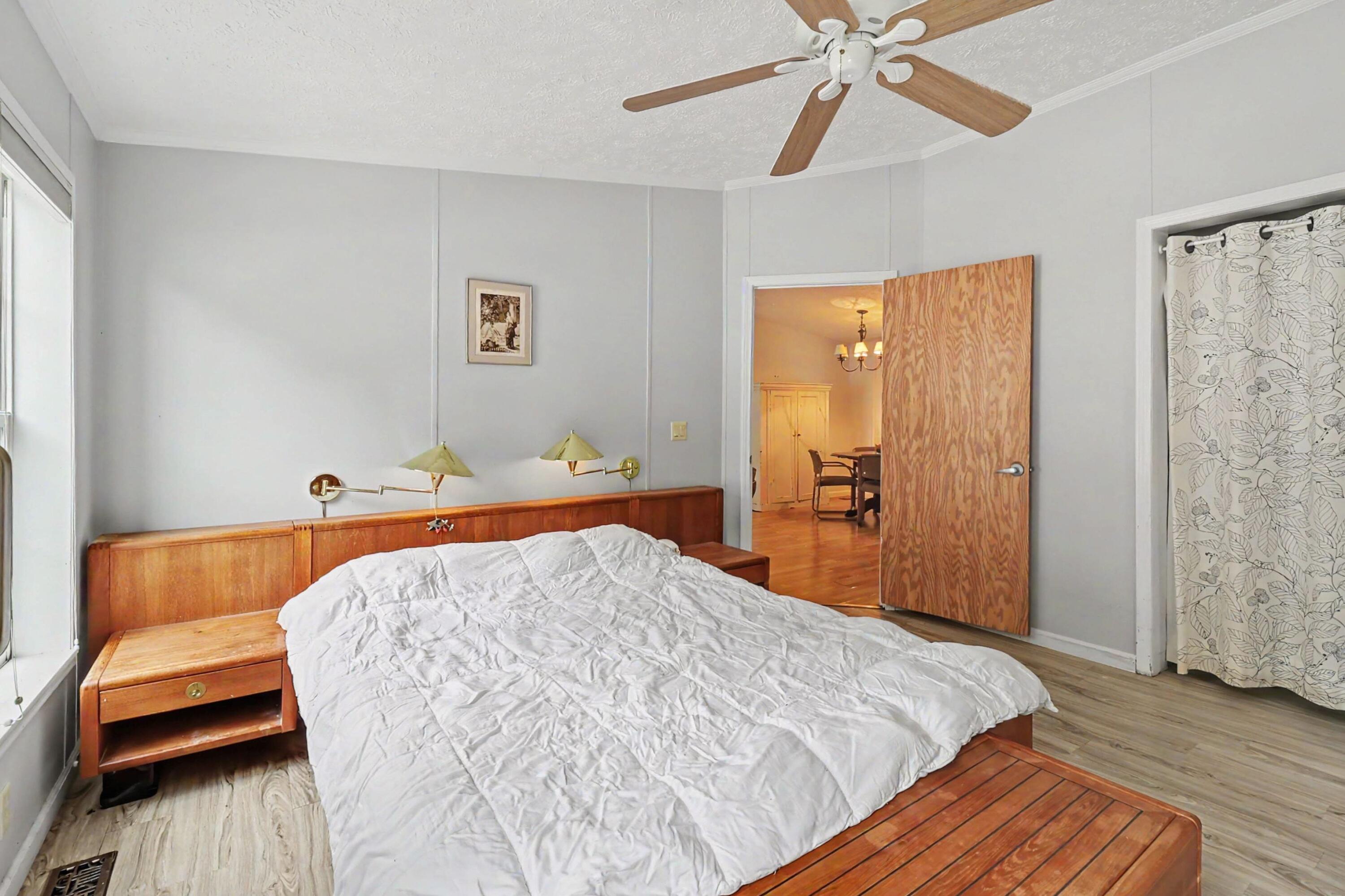 3773 W Forest Hill Circle Ludington MI 49431