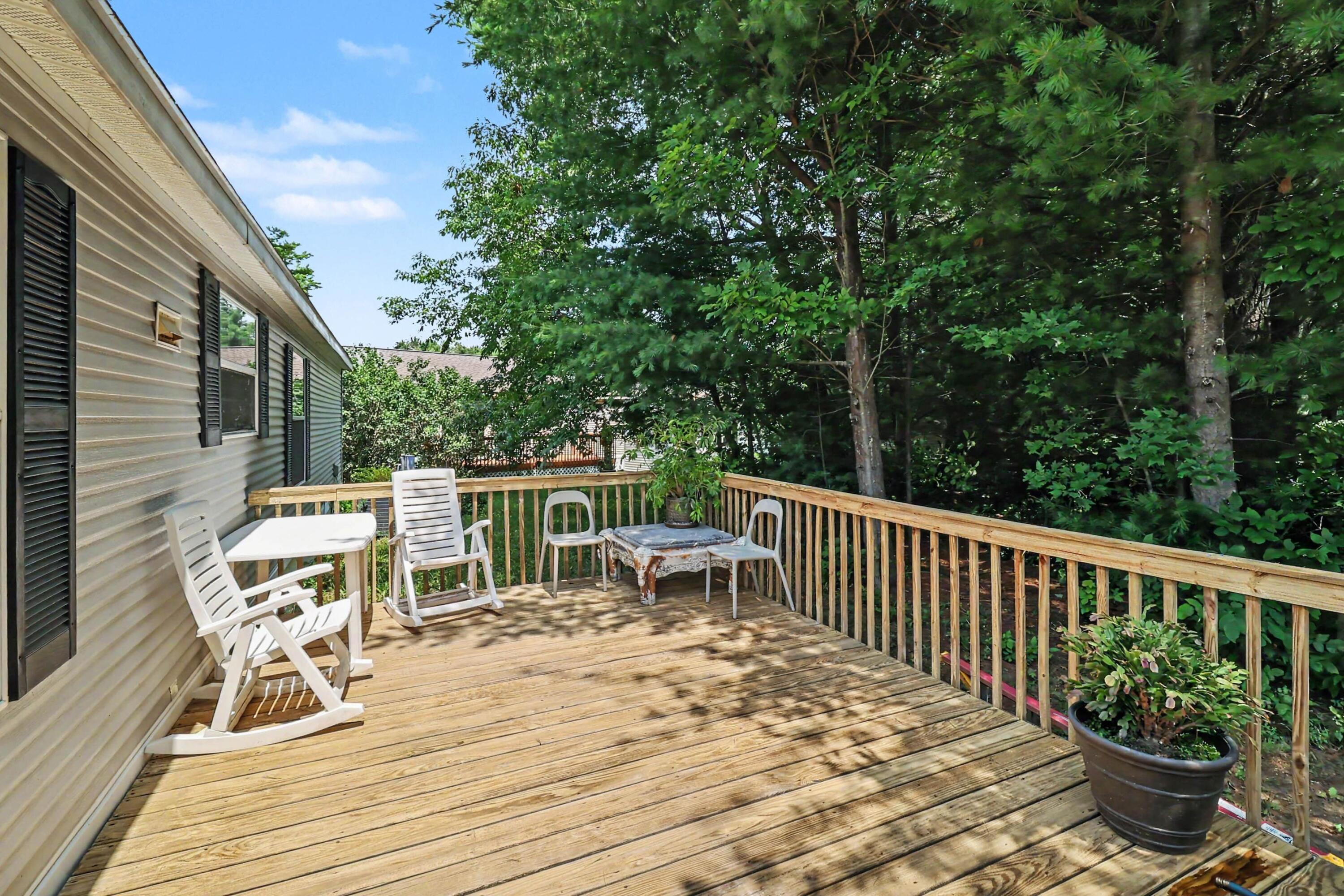 3773 W Forest Hill Circle Ludington MI 49431