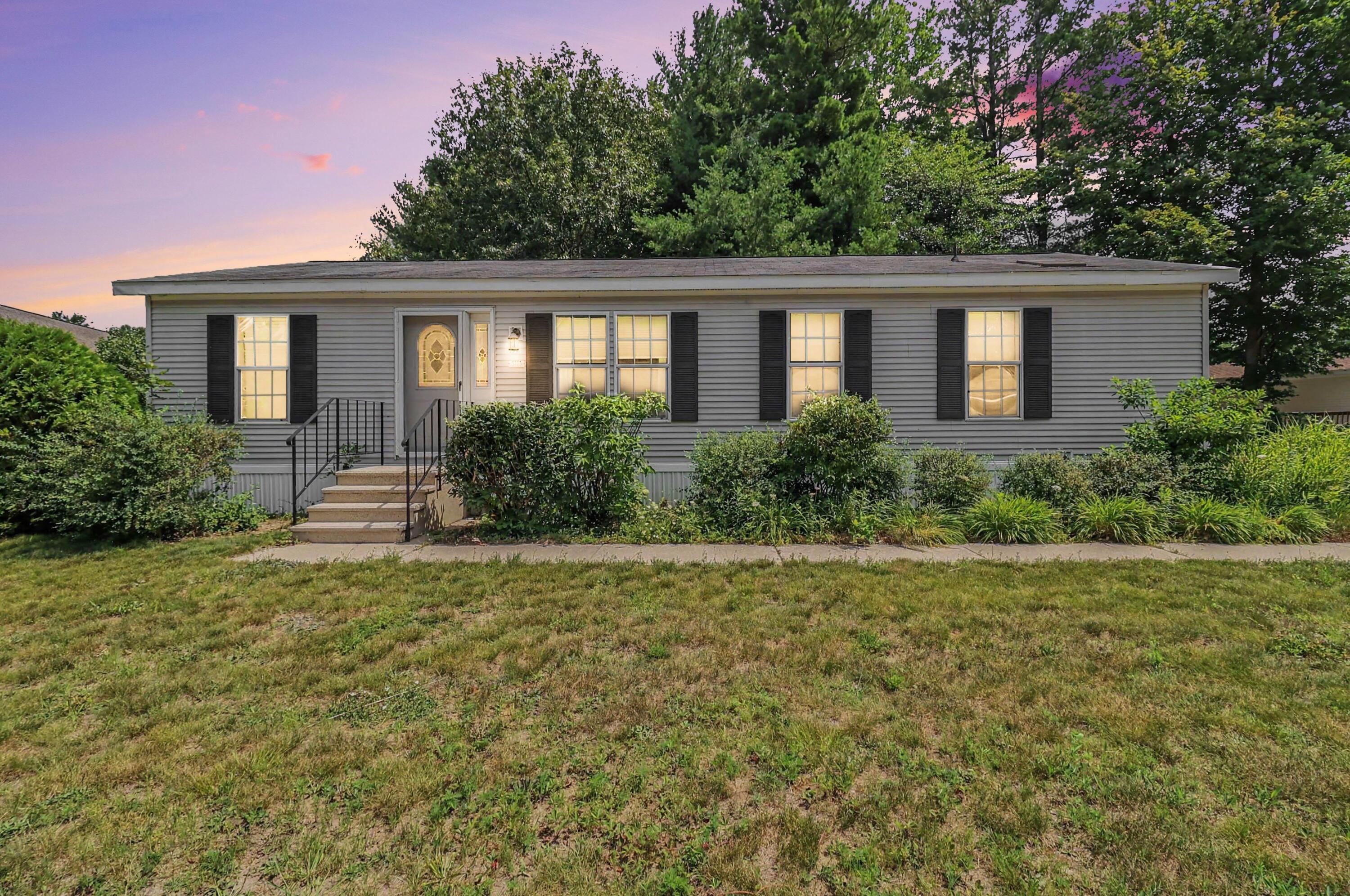 3773 W Forest Hill Circle Ludington MI 49431