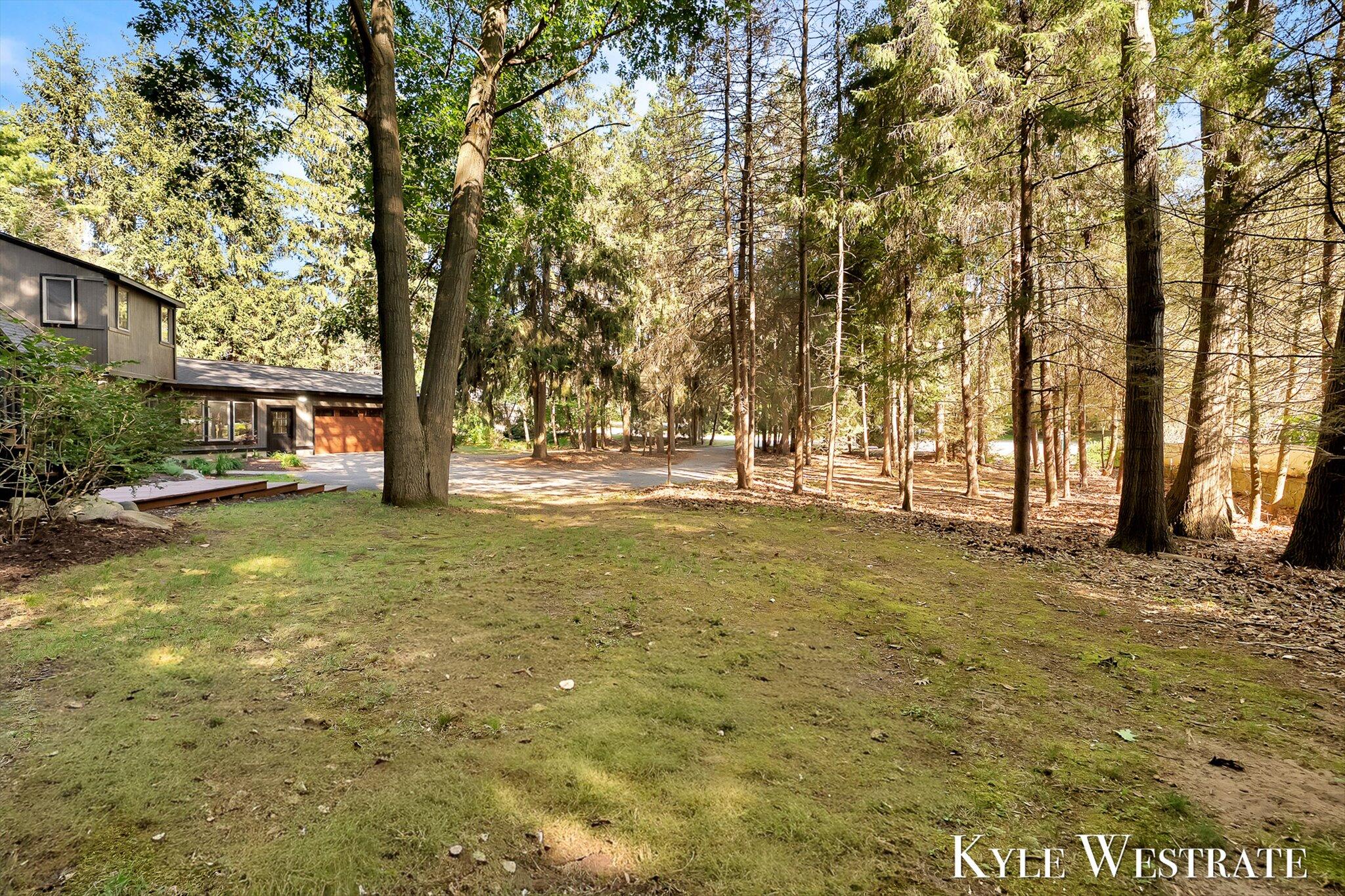 6093 Ridgeview Drive Norton Shores MI 49441