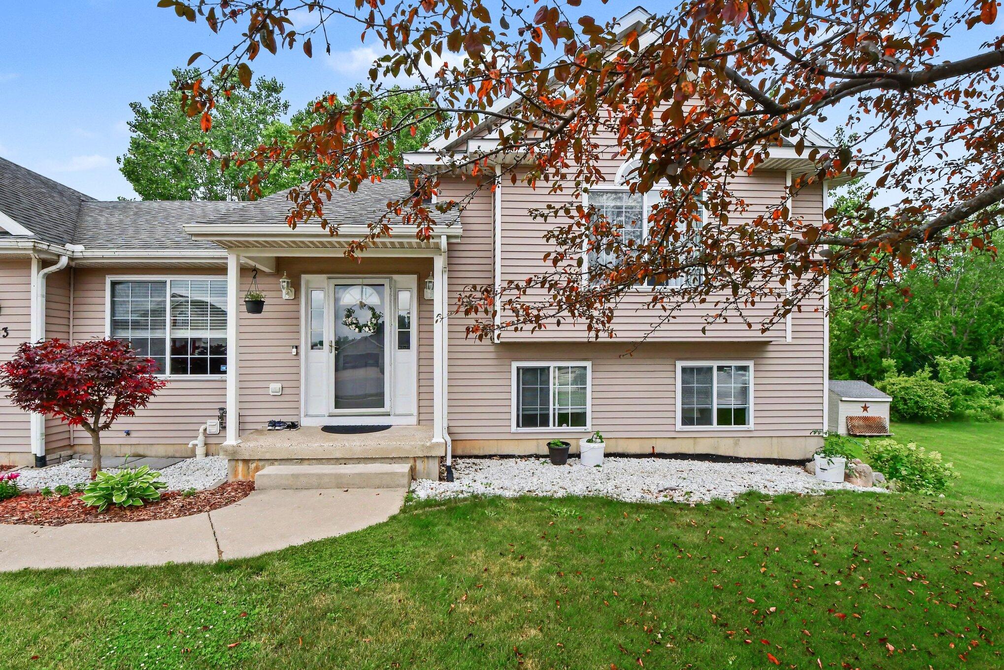 6633 Rye Grass Court SE Grand Rapids MI 49508