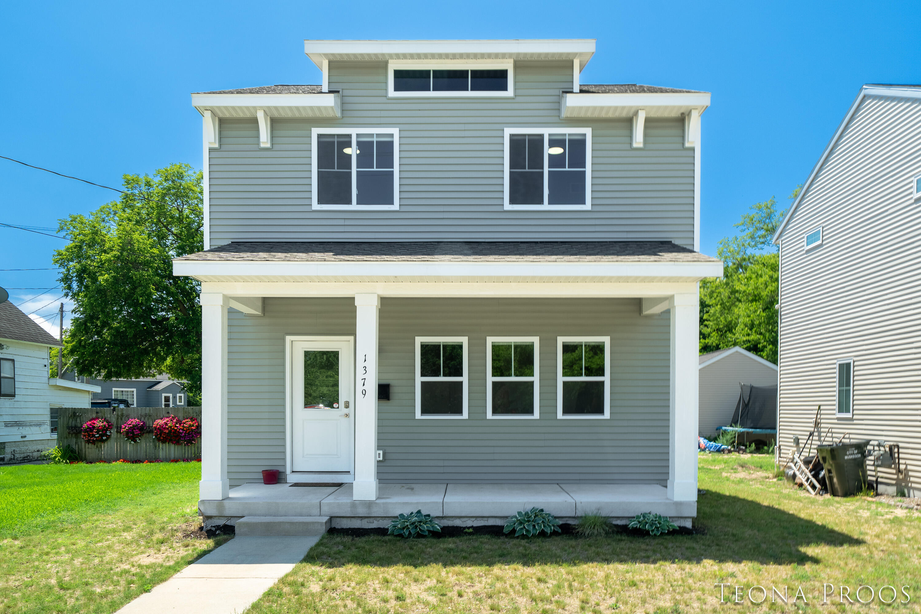 1379 Pine Street Muskegon MI 49442