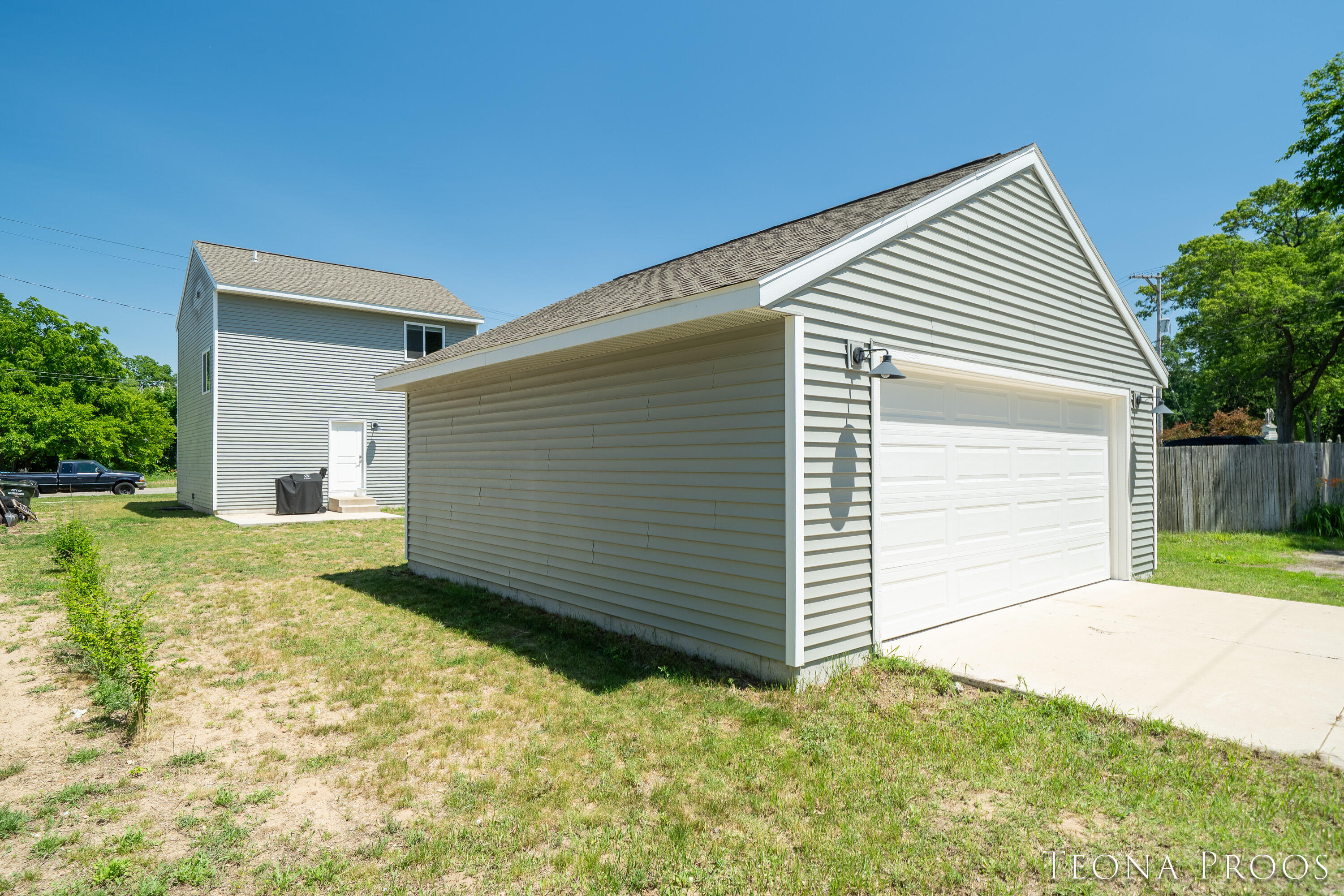 1379 Pine Street Muskegon MI 49442