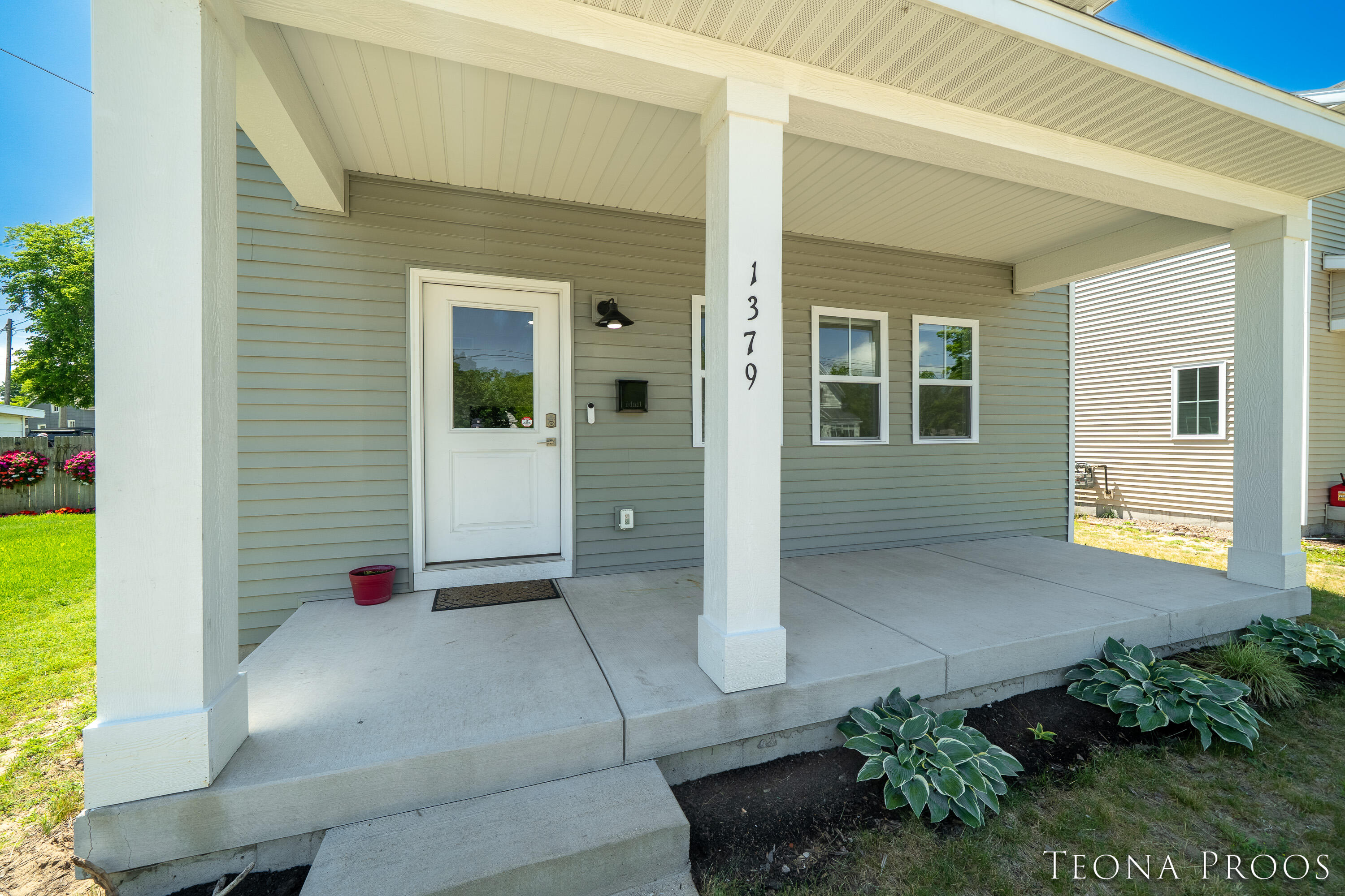 1379 Pine Street Muskegon MI 49442