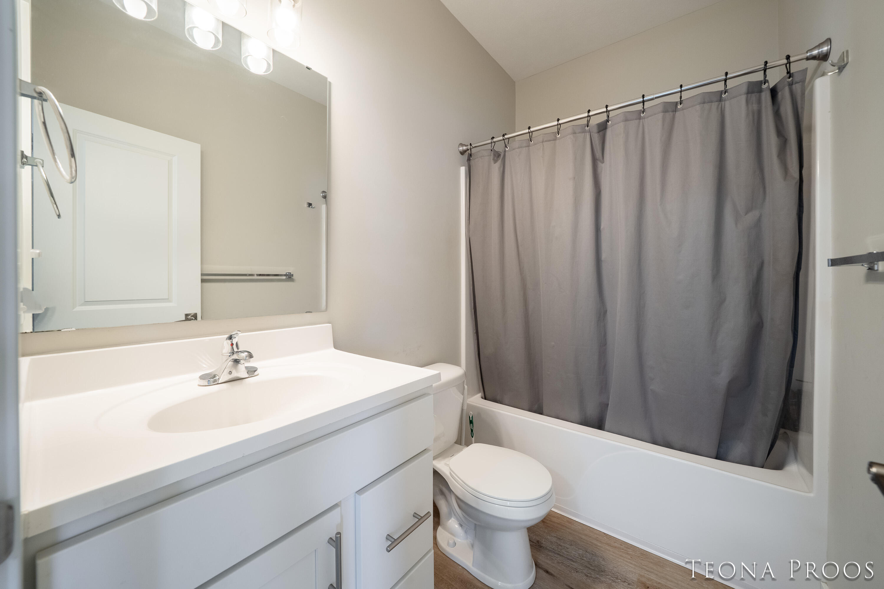 1379 Pine Street Muskegon MI 49442