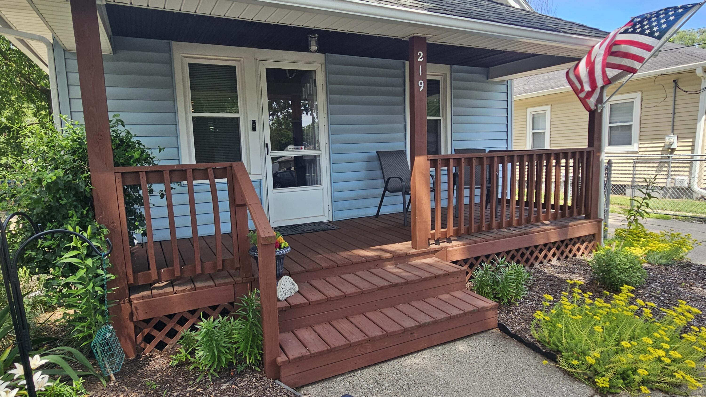 219 Abbie Street SE Grand Rapids MI 49548