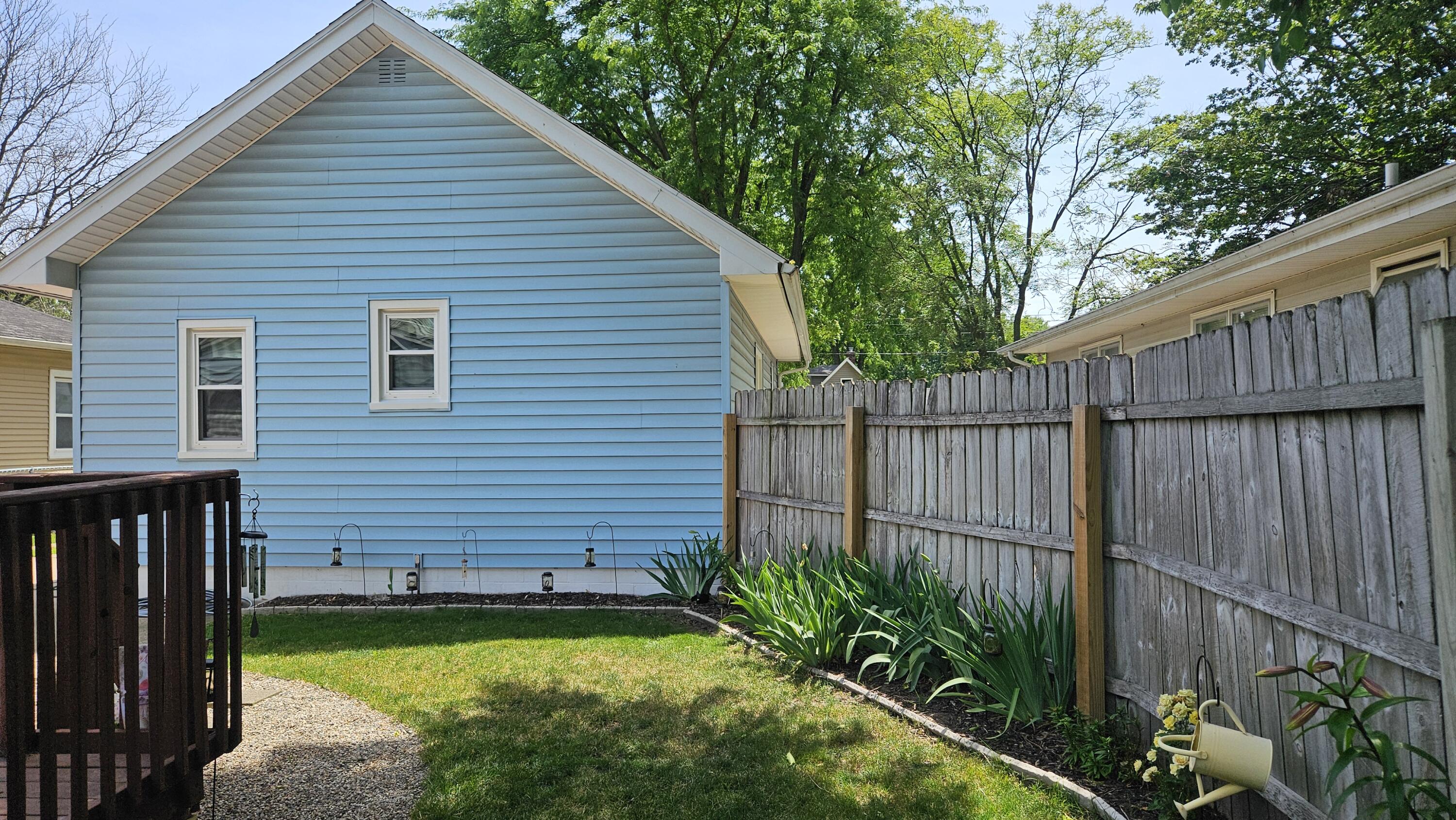 219 Abbie Street SE Grand Rapids MI 49548