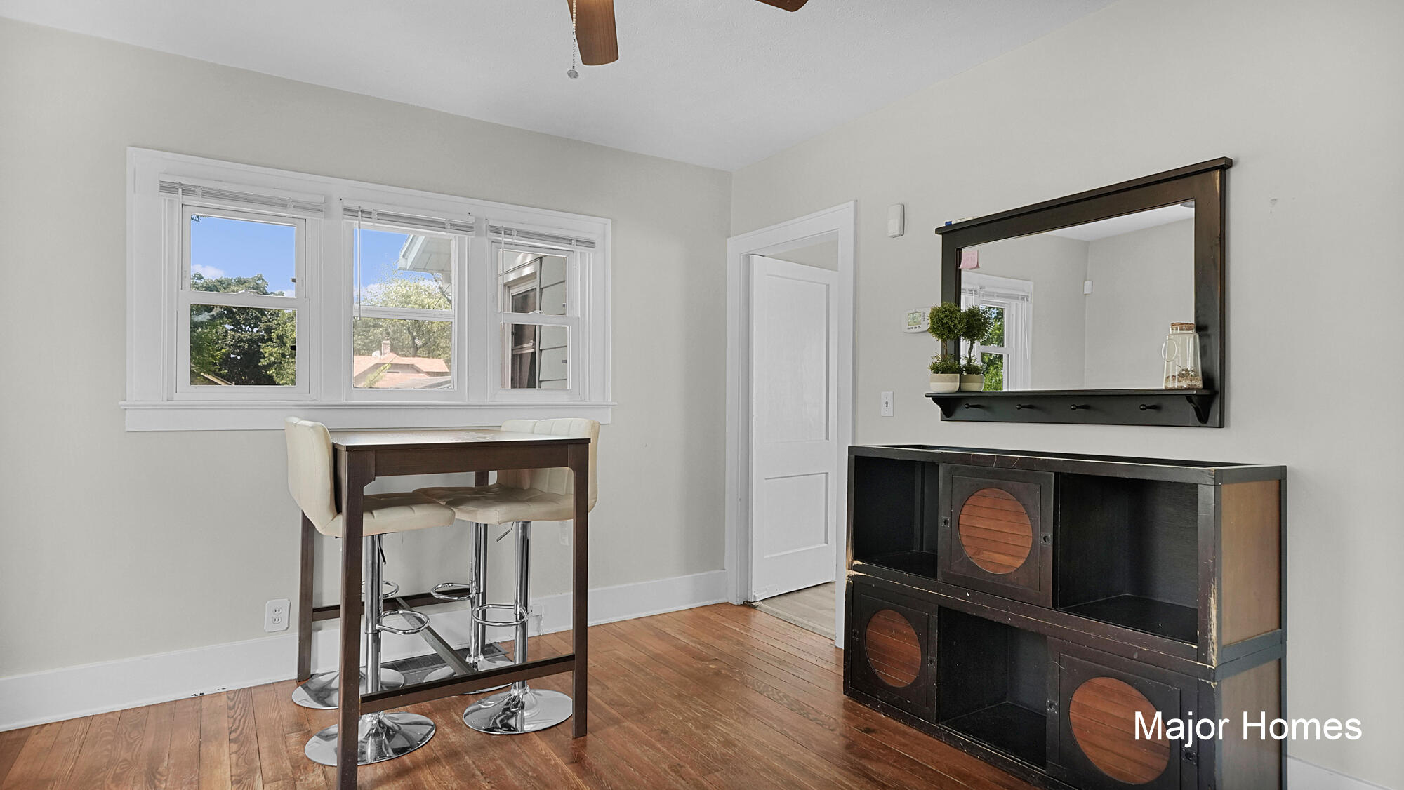 1229 Dickinson Street SE Grand Rapids MI 49507