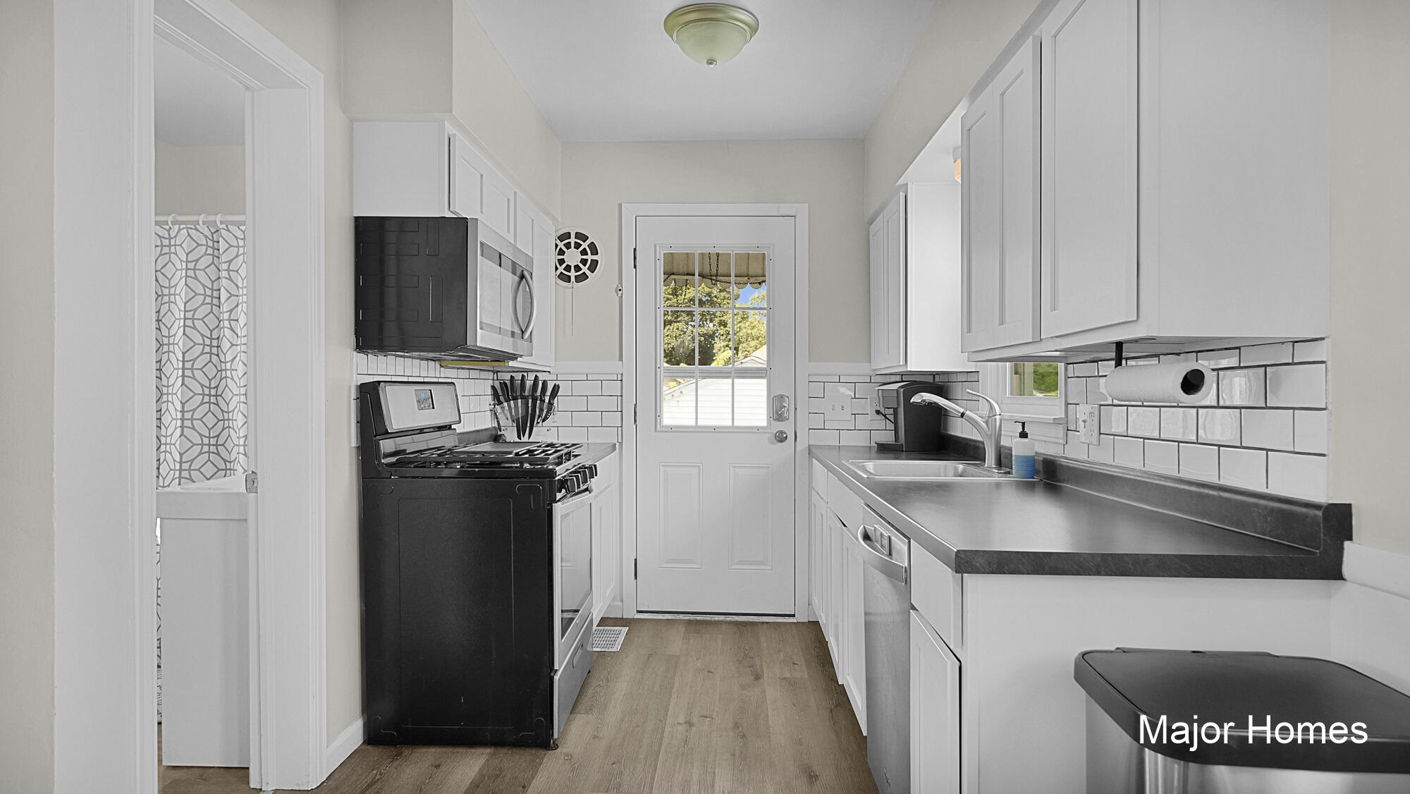 1229 Dickinson Street SE Grand Rapids MI 49507