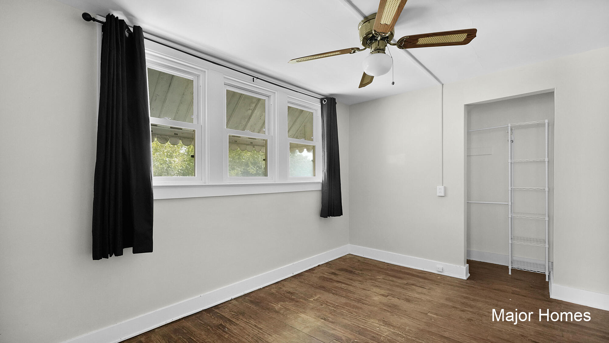 1229 Dickinson Street SE Grand Rapids MI 49507