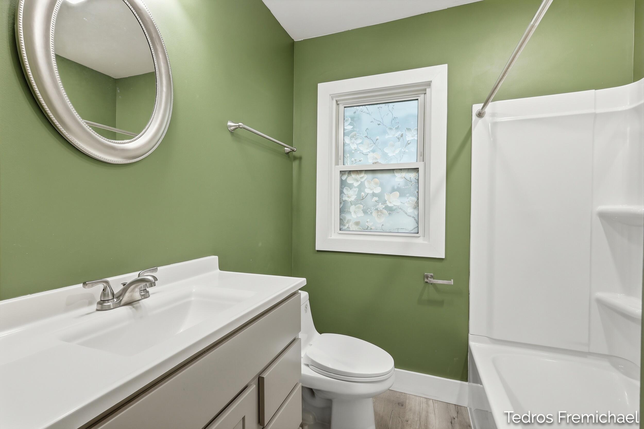 3372 Evert Street NW Grand Rapids MI 49534