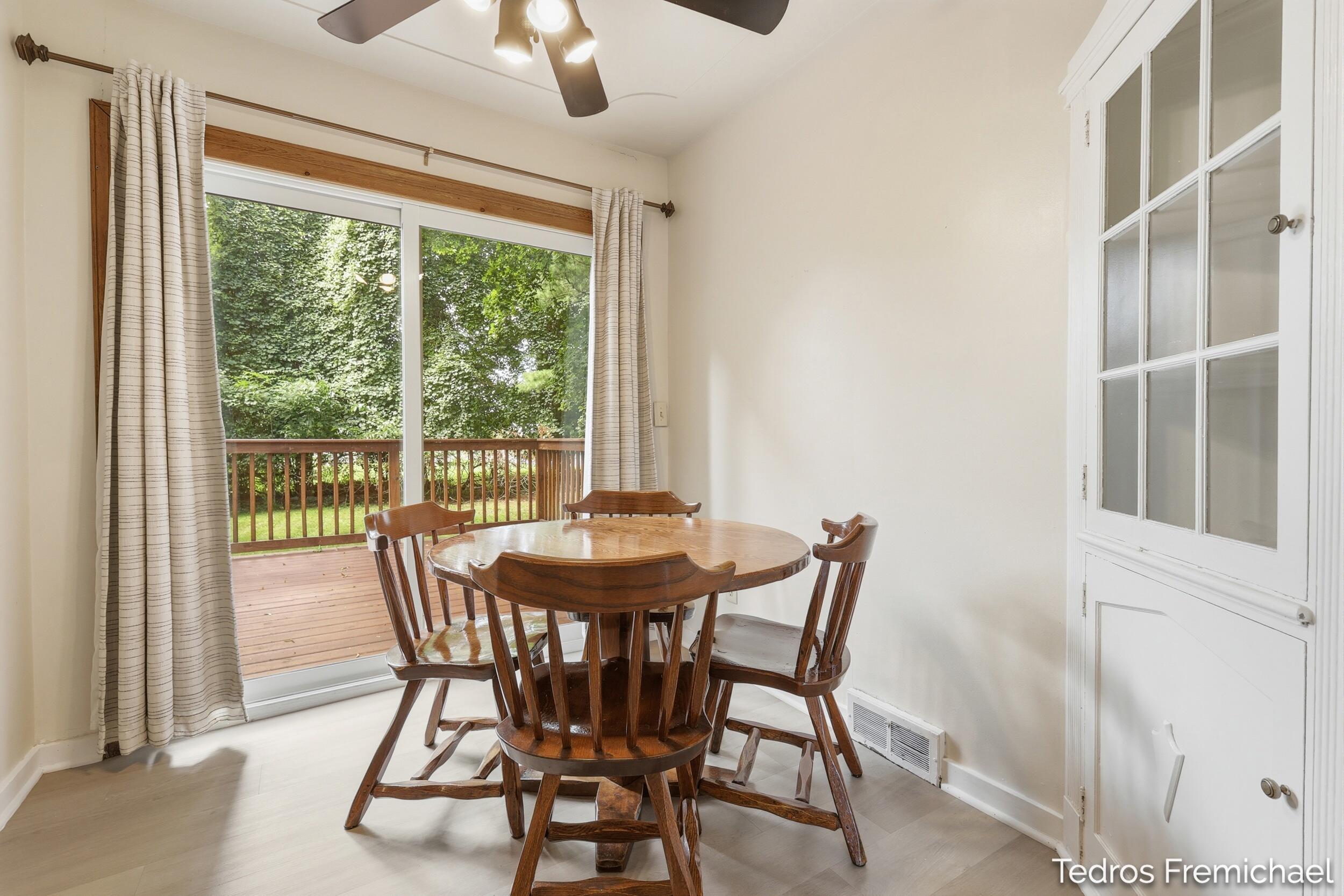 3372 Evert Street NW Grand Rapids MI 49534