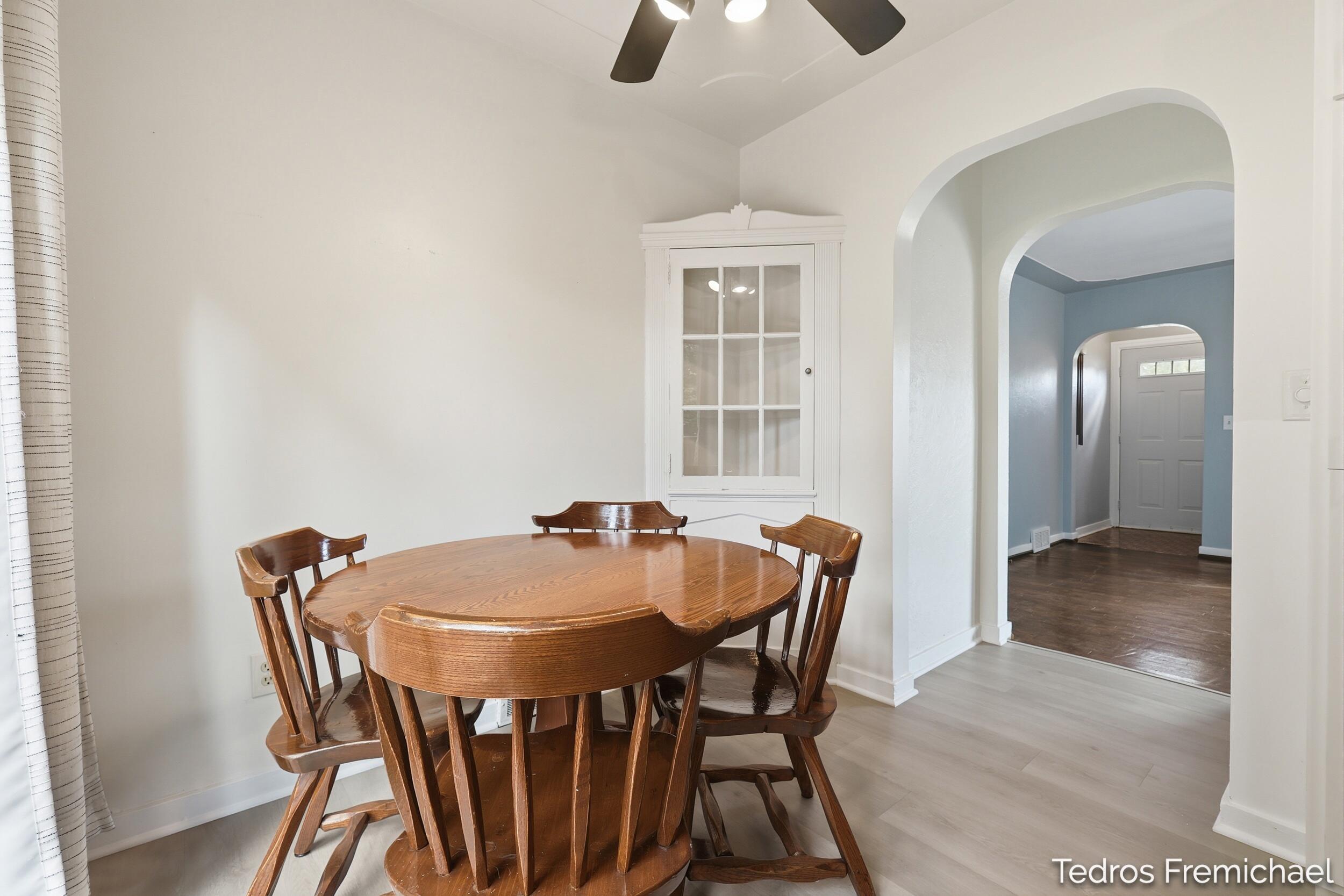 3372 Evert Street NW Grand Rapids MI 49534