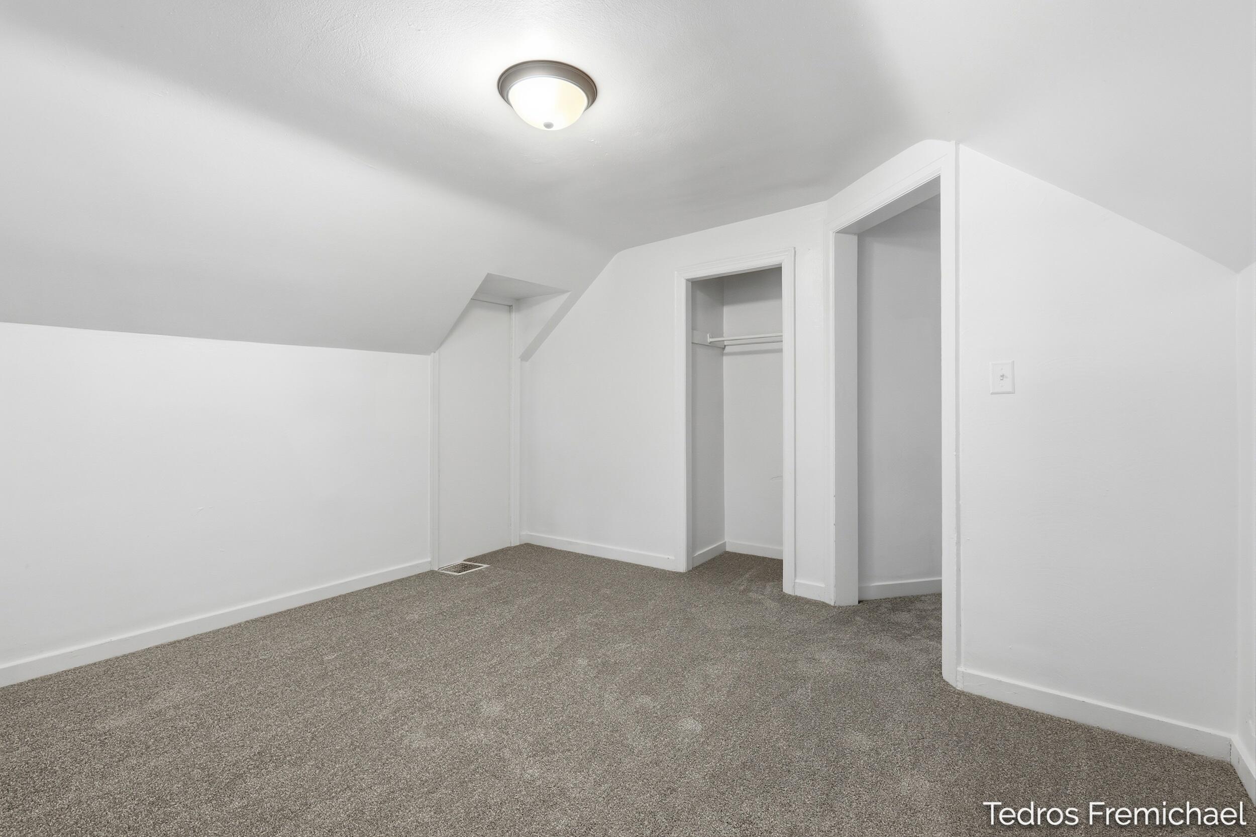 3372 Evert Street NW Grand Rapids MI 49534