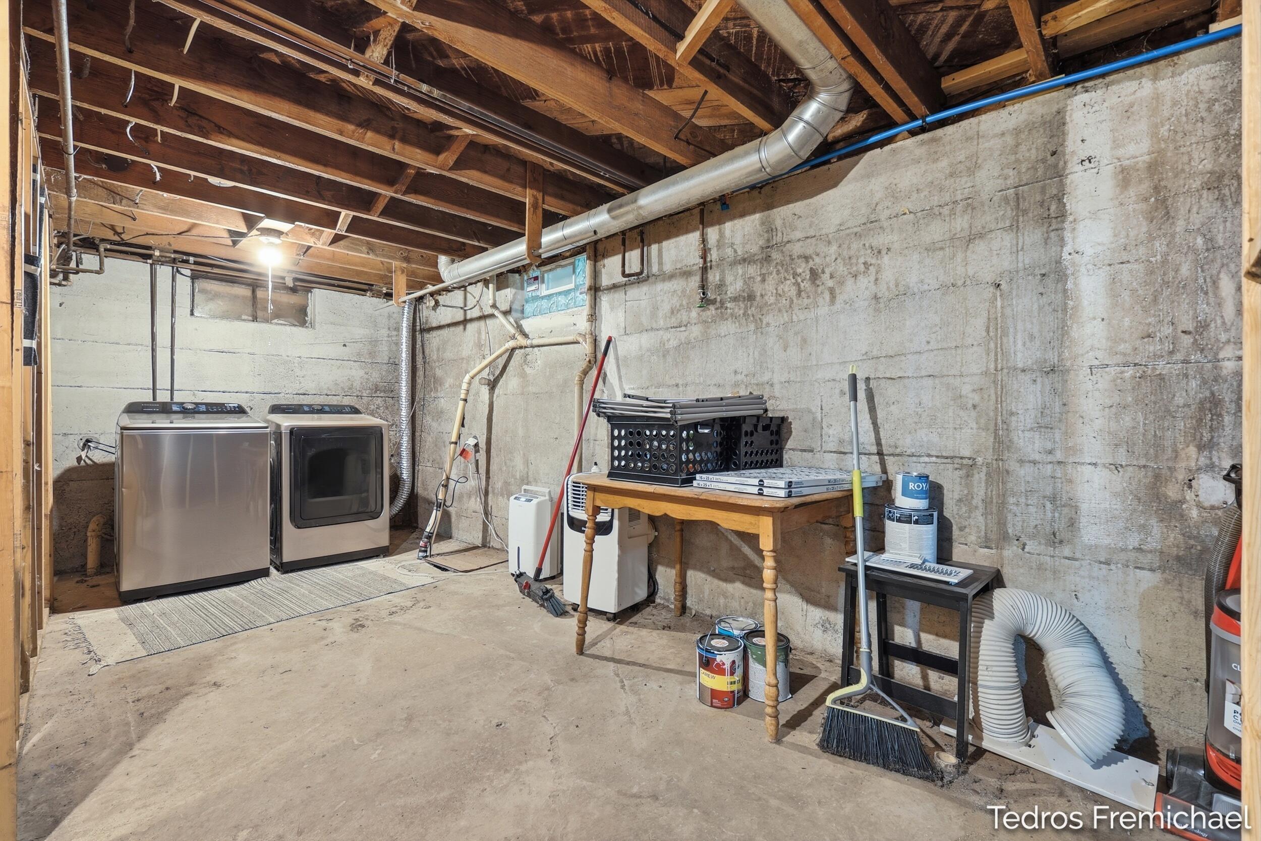 3372 Evert Street NW Grand Rapids MI 49534