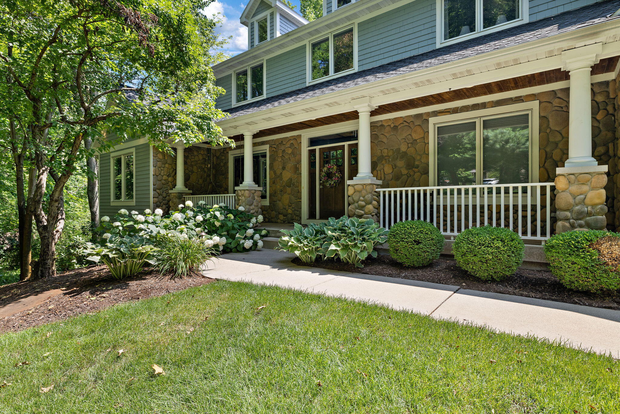 4710 N Catamount Trail NE Ada MI 49301