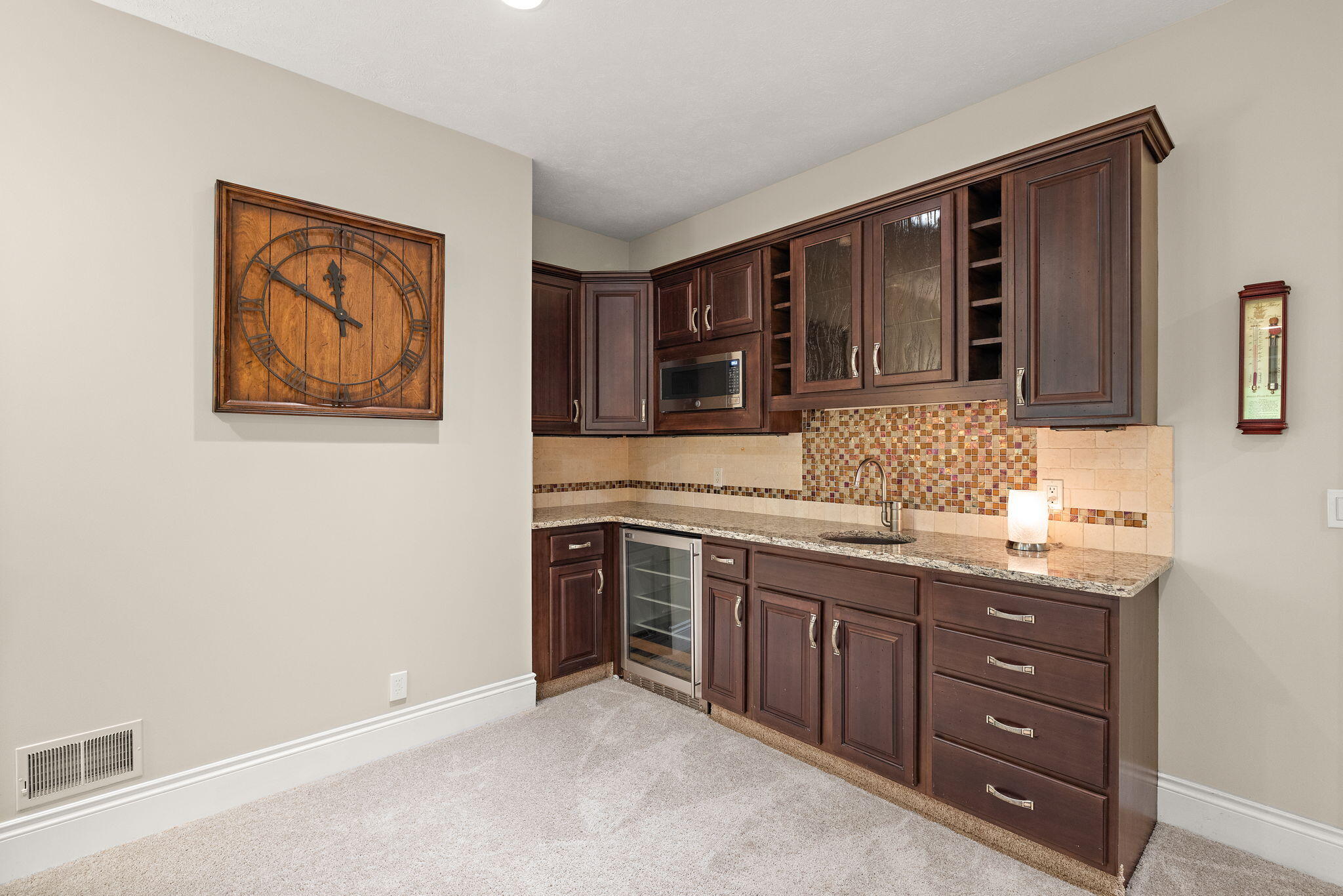 4710 N Catamount Trail NE Ada MI 49301