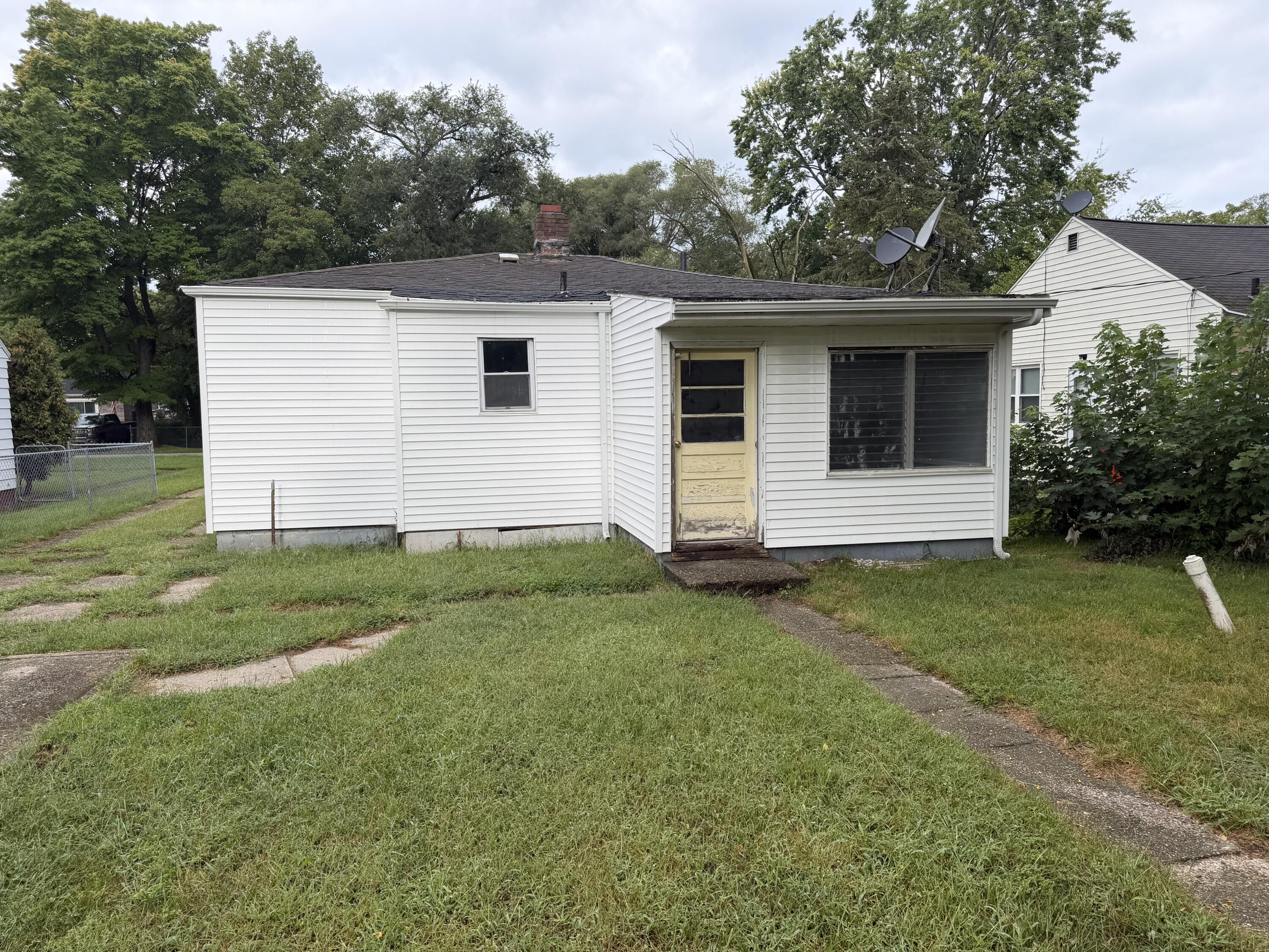 1339 Jennings Avenue Benton Harbor MI 49022
