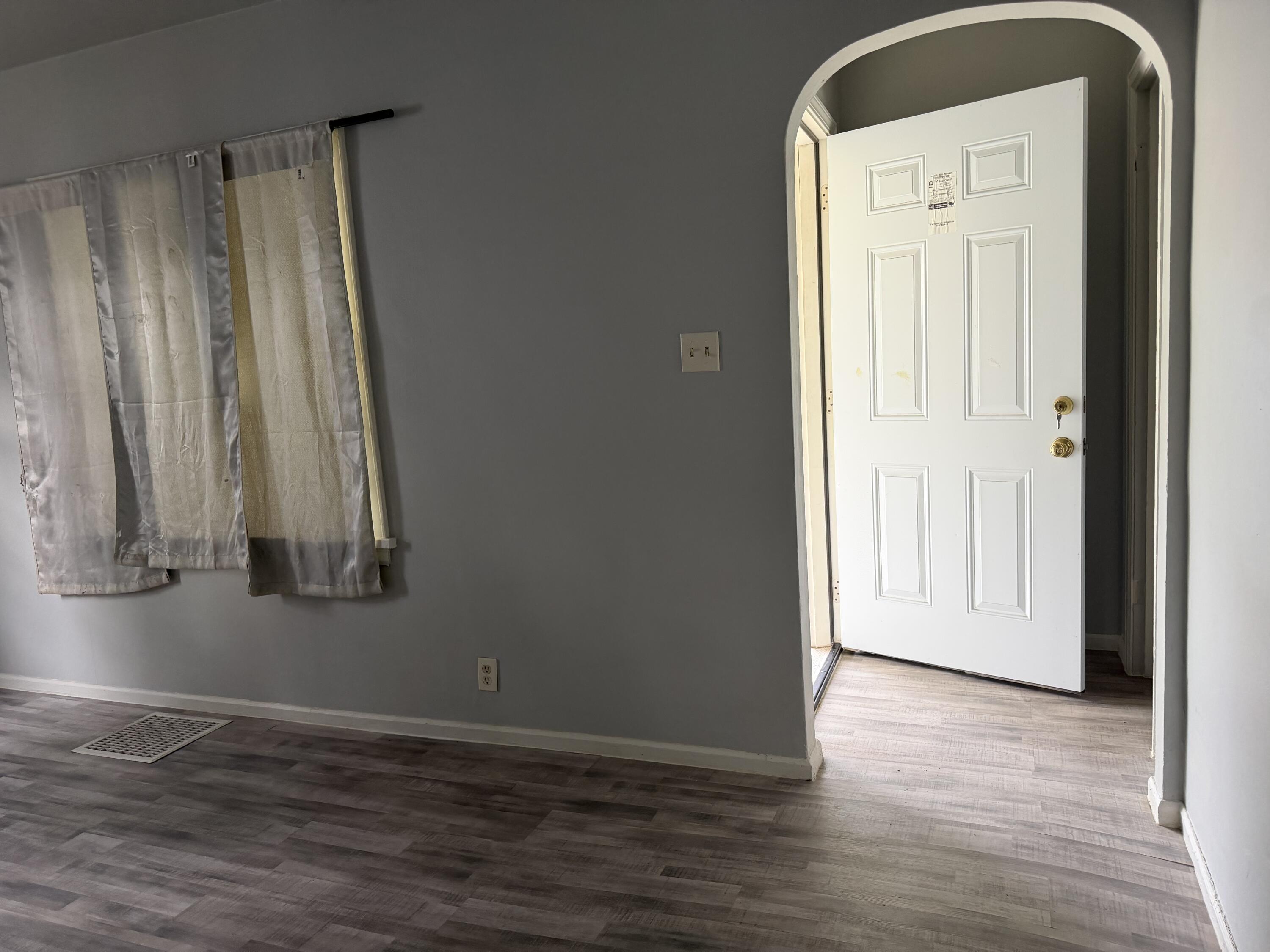 1339 Jennings Avenue Benton Harbor MI 49022