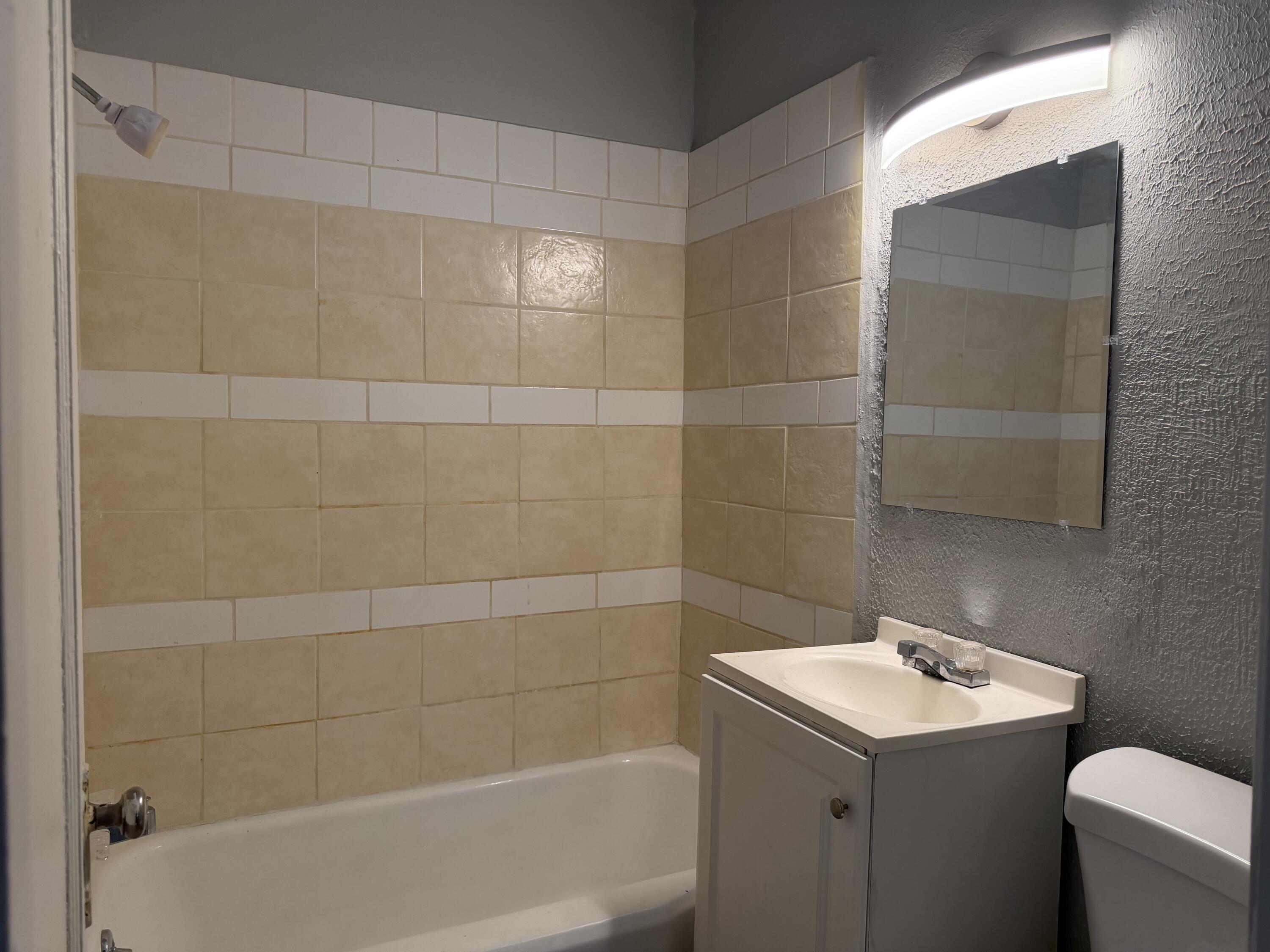 1339 Jennings Avenue Benton Harbor MI 49022