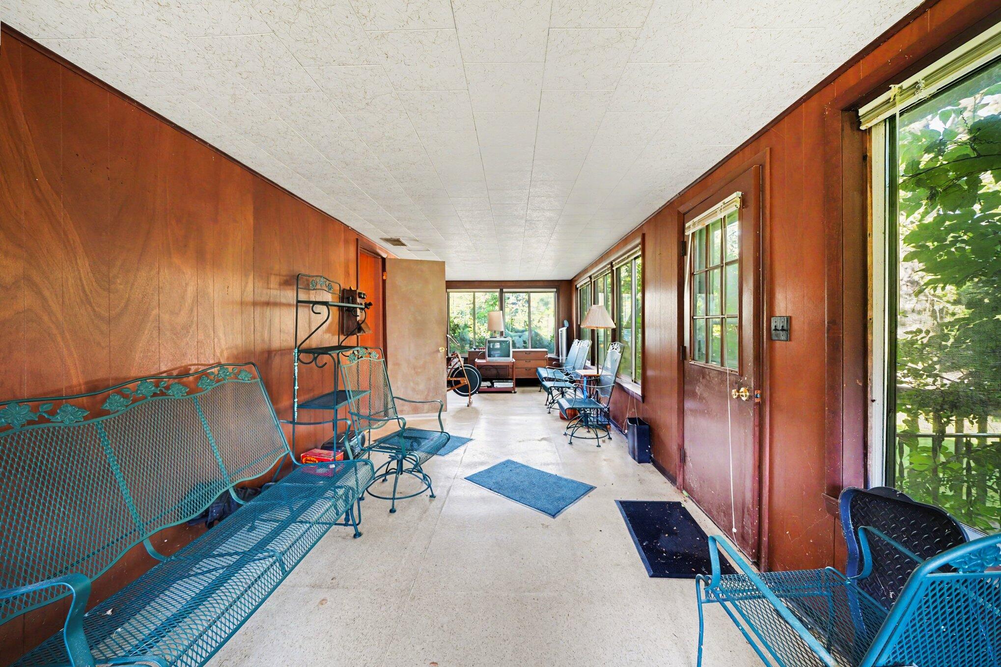 1401 71st Street Fennville MI 49408
