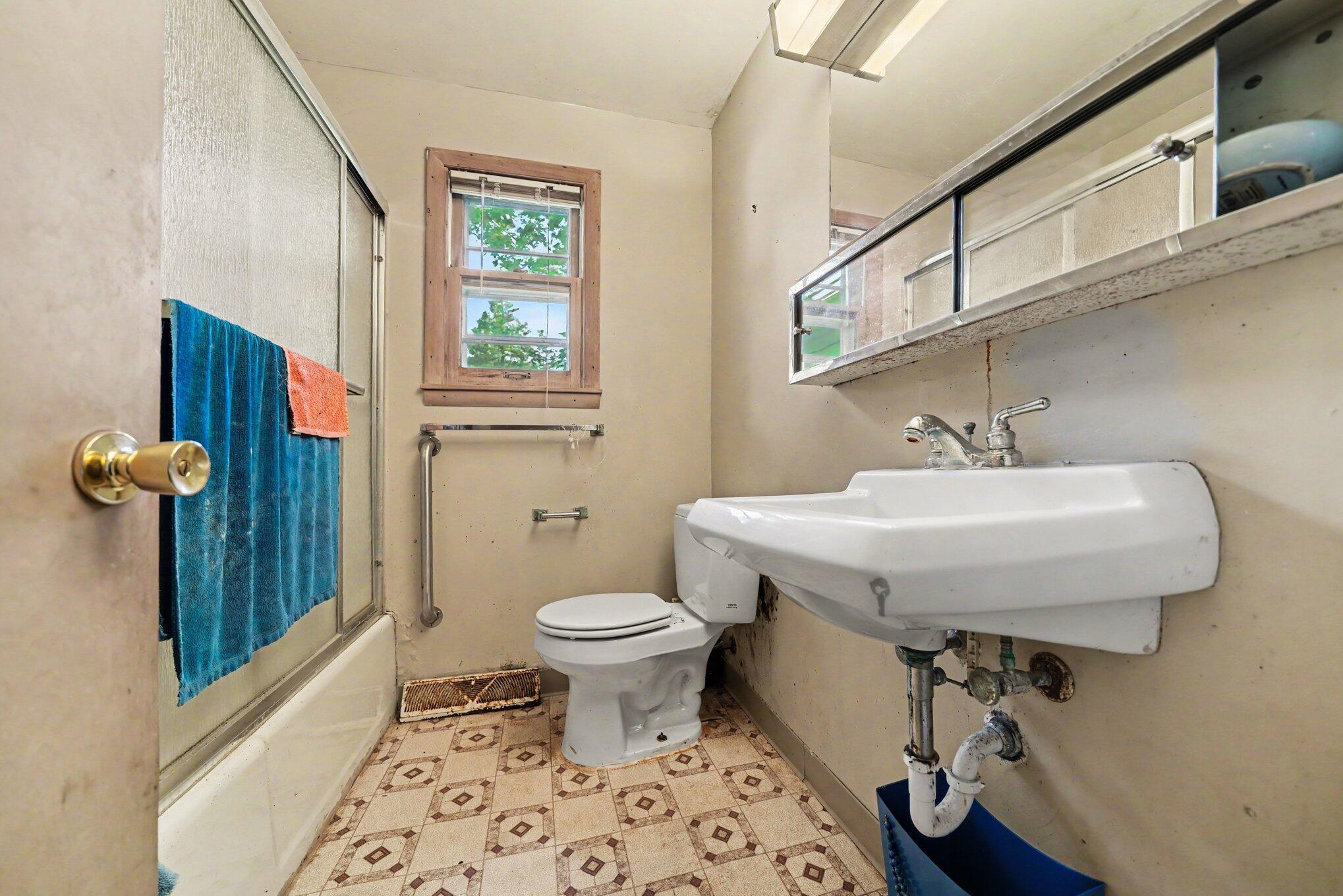 1401 71st Street Fennville MI 49408