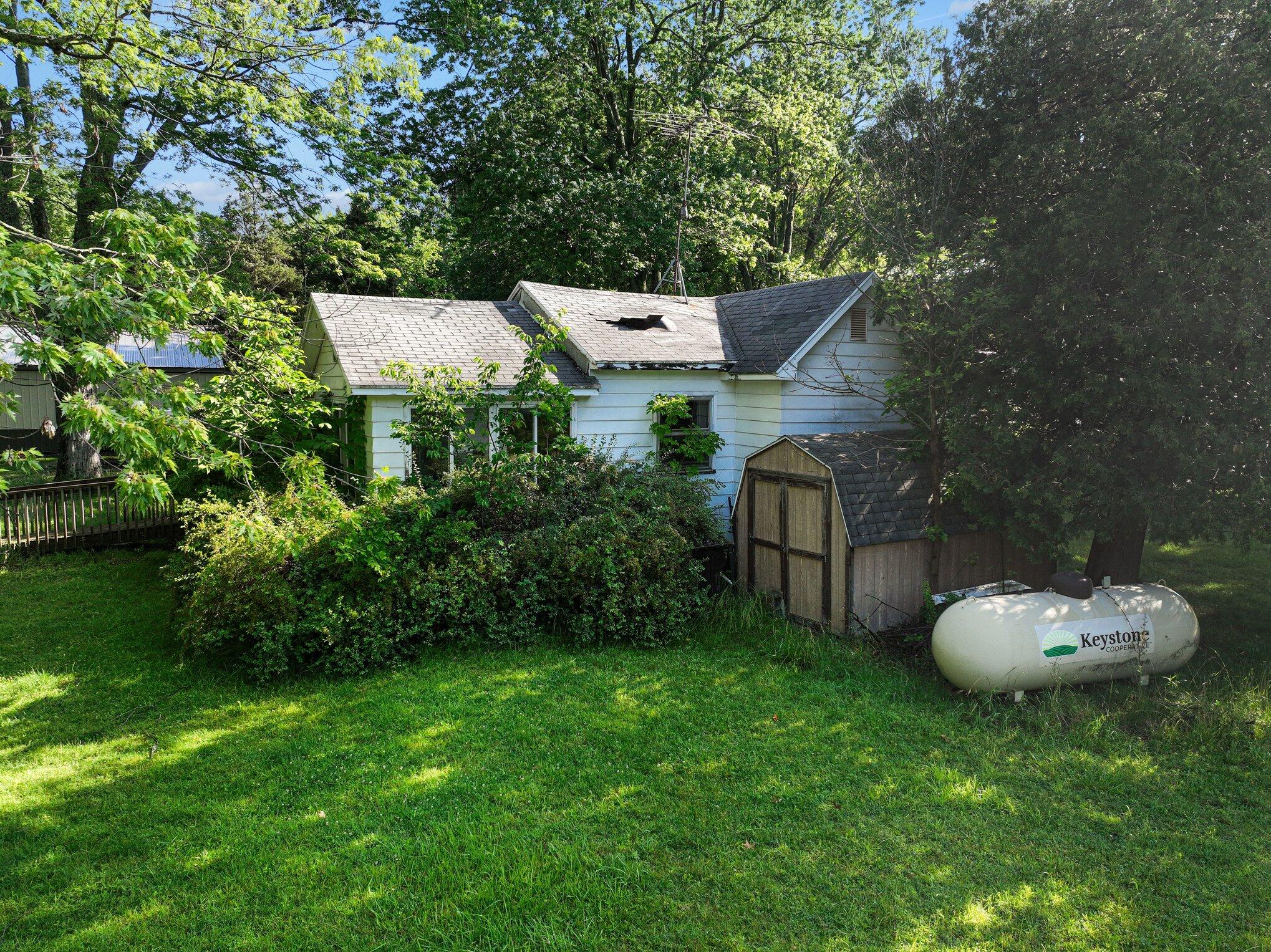 1401 71st Street Fennville MI 49408