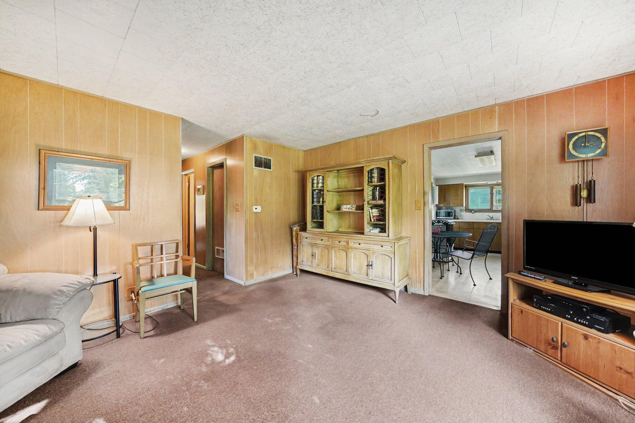 1401 71st Street Fennville MI 49408