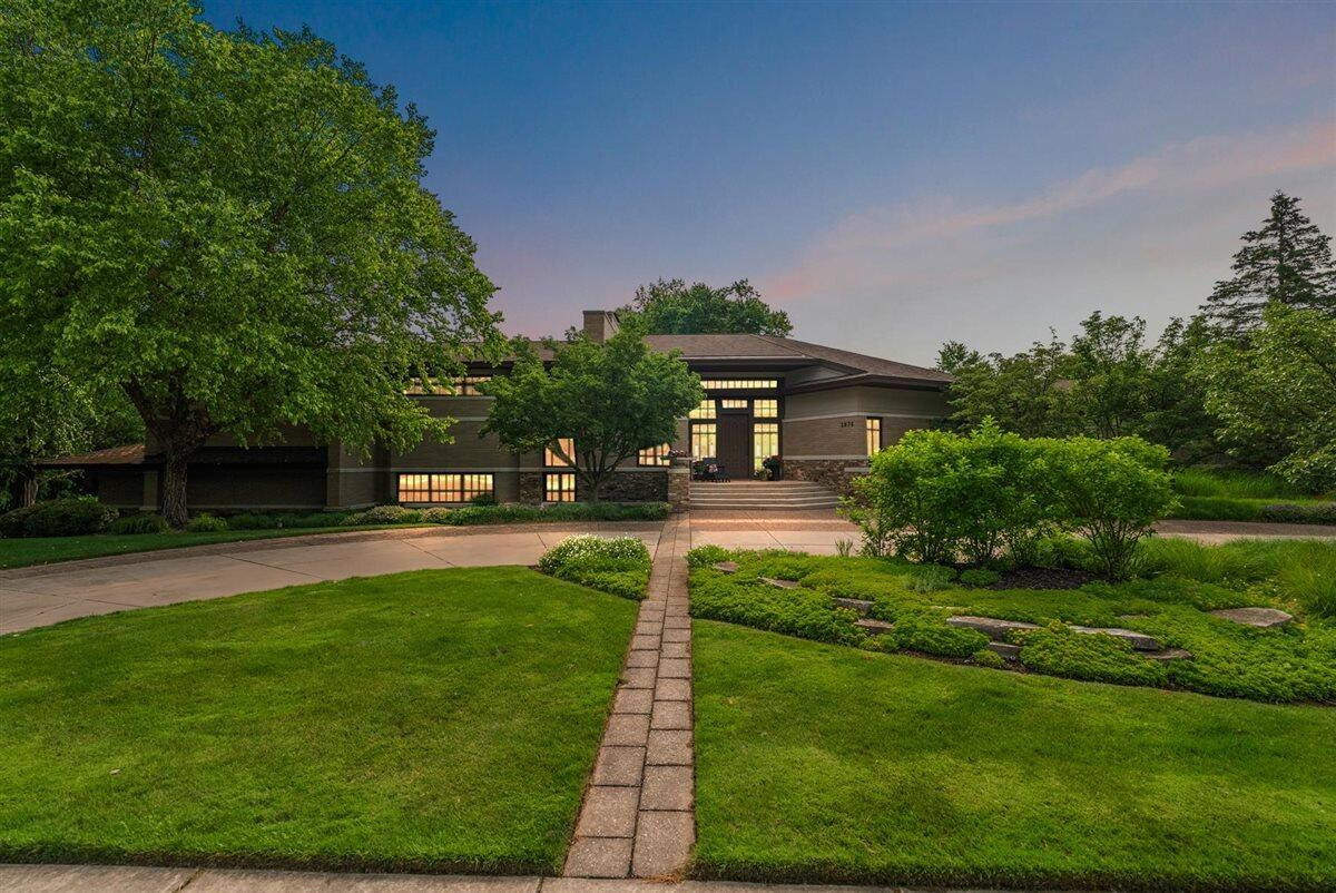 1878 Watermark Drive SE Grand Rapids MI 49546